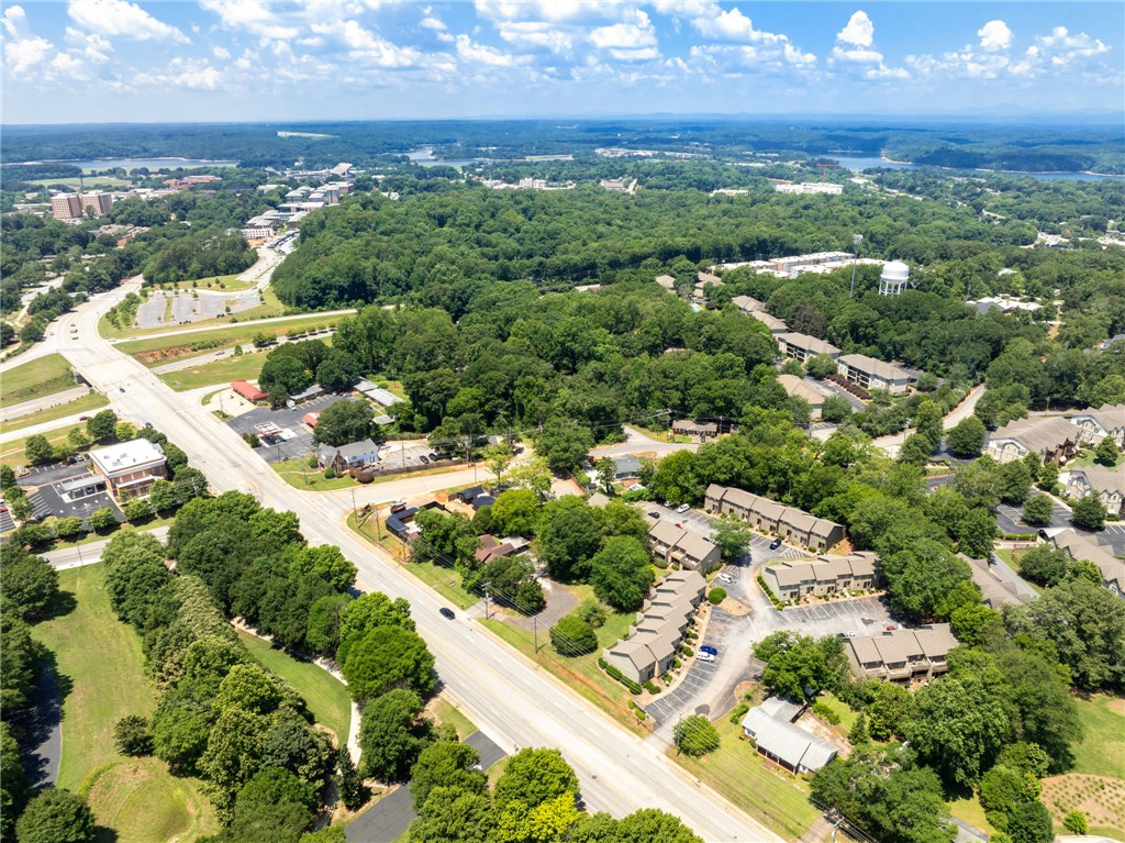 343 Old Greenville Highway 10