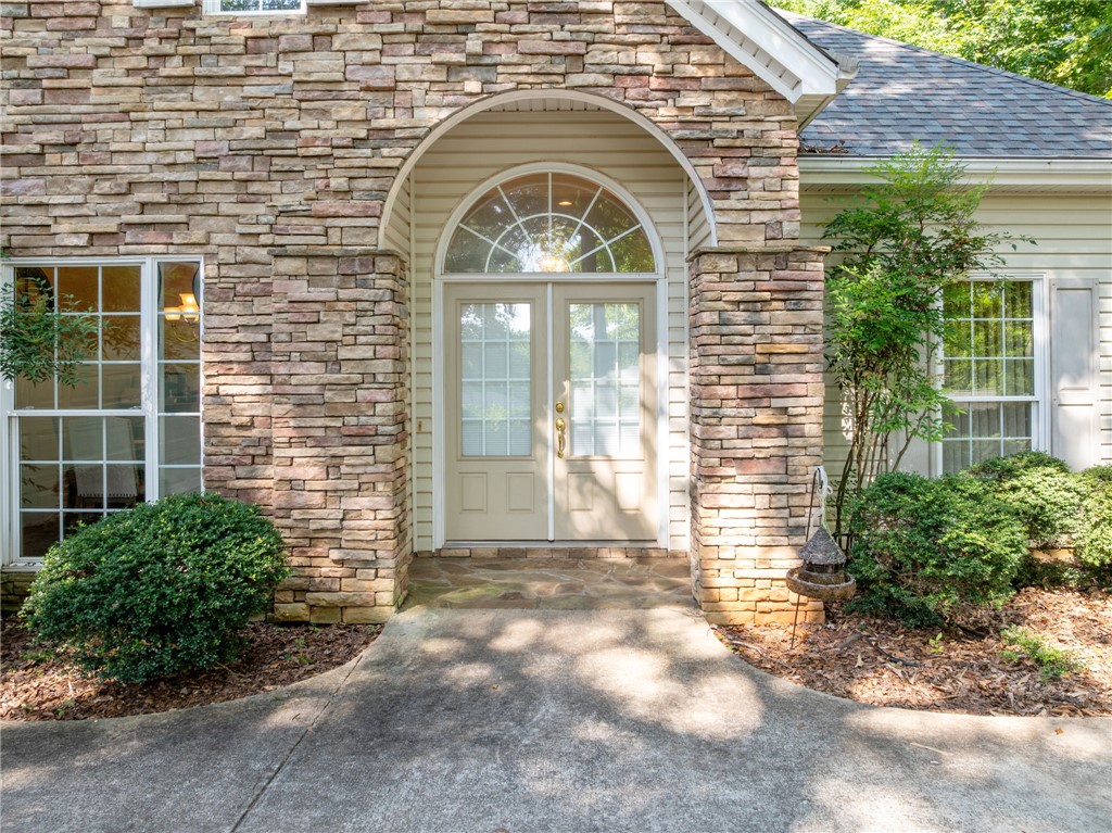 108 Winterbrook Circle