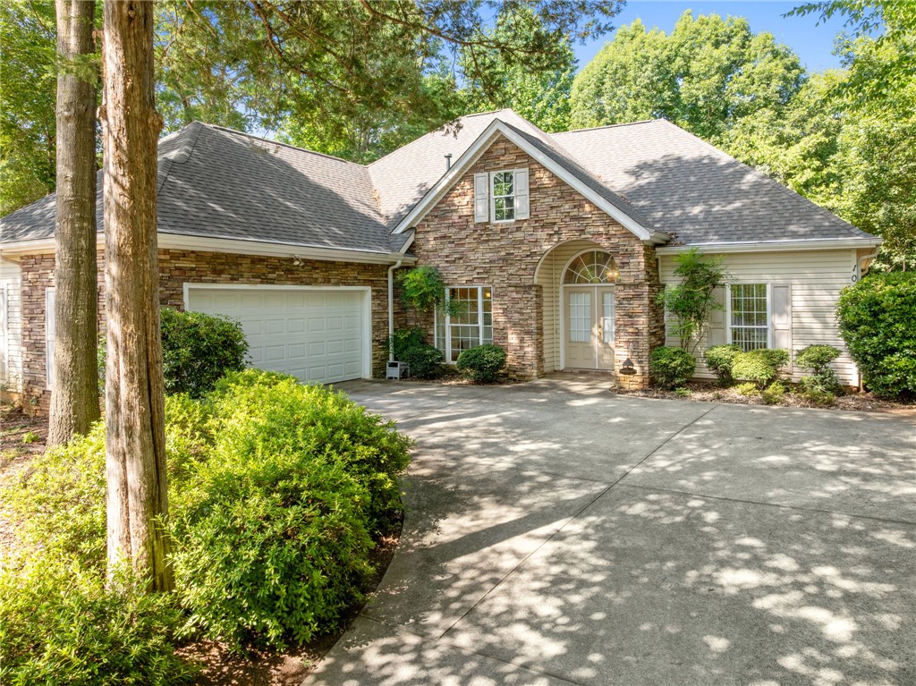 108 Winterbrook Circle