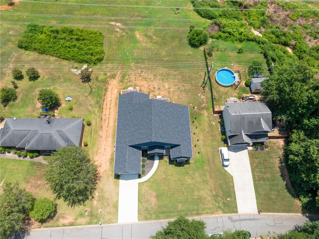 303 Regency Circle
