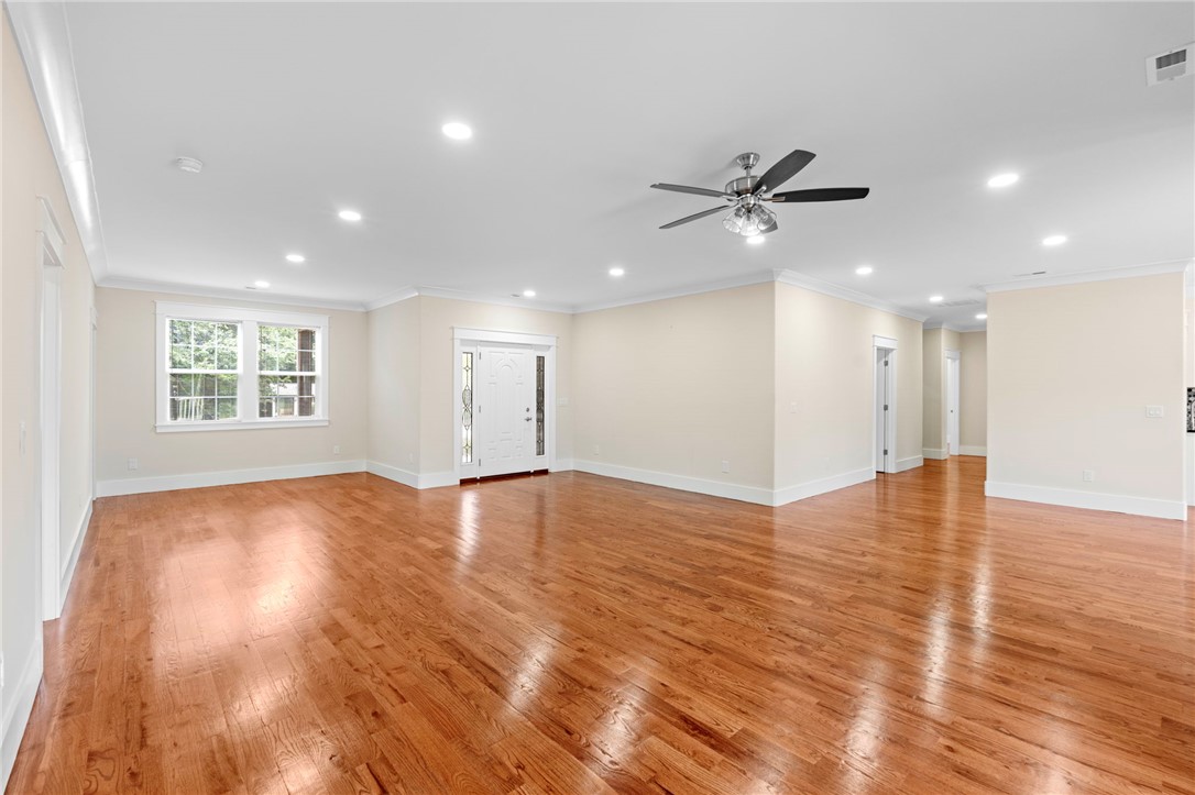 303 Regency Circle