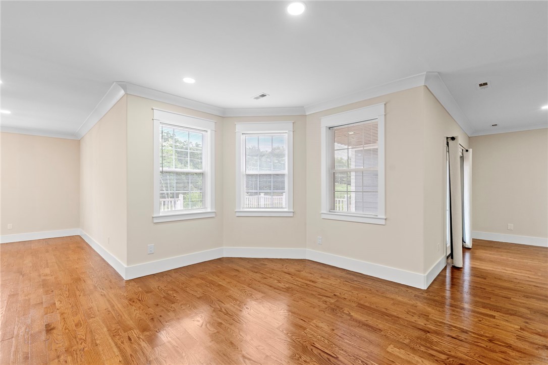 303 Regency Circle