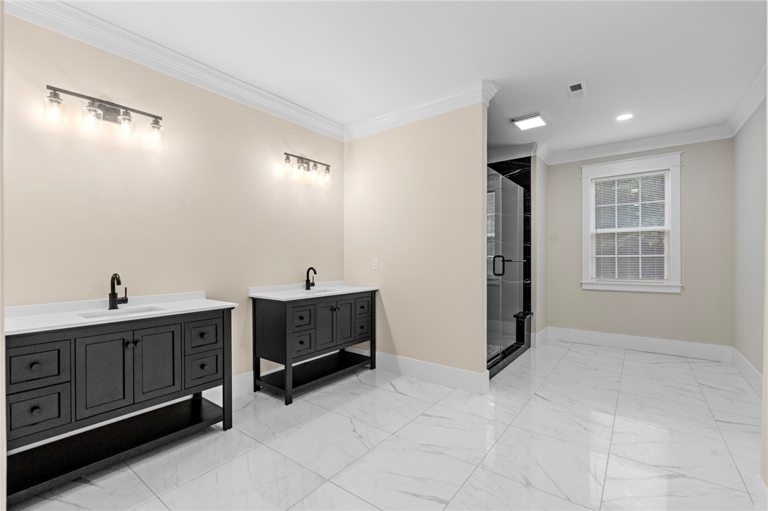 303 Regency Circle