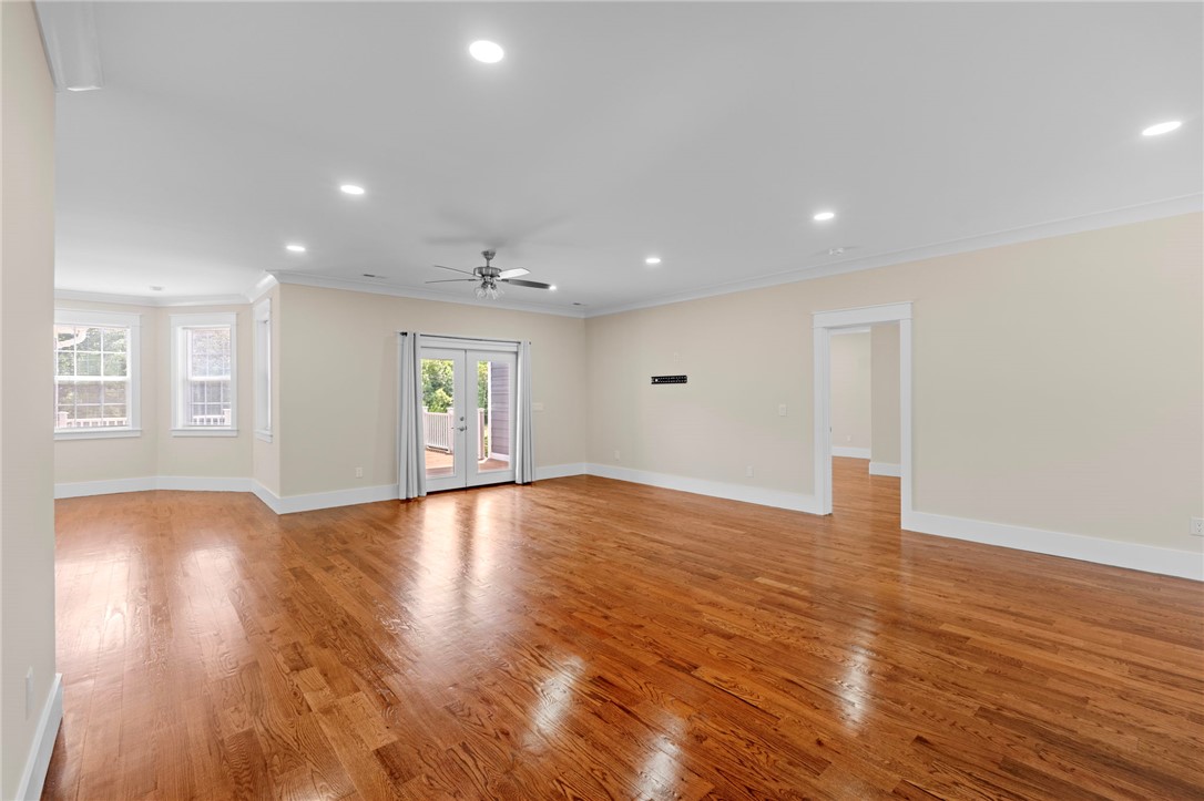 303 Regency Circle