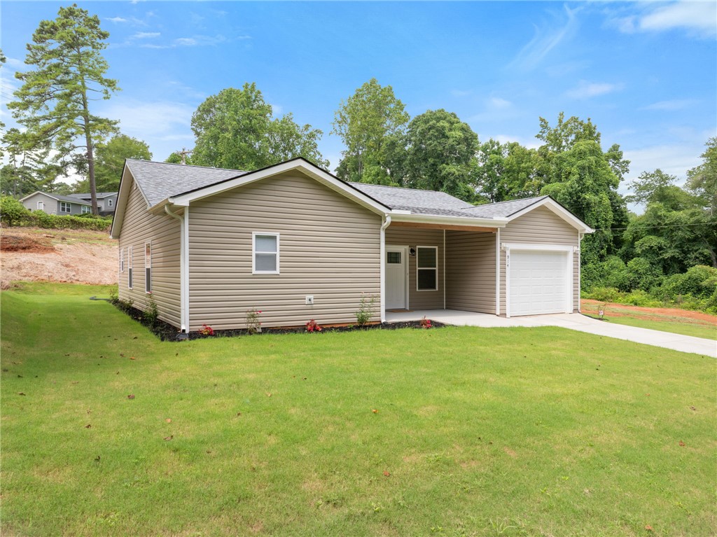 914 Smith Grove Road