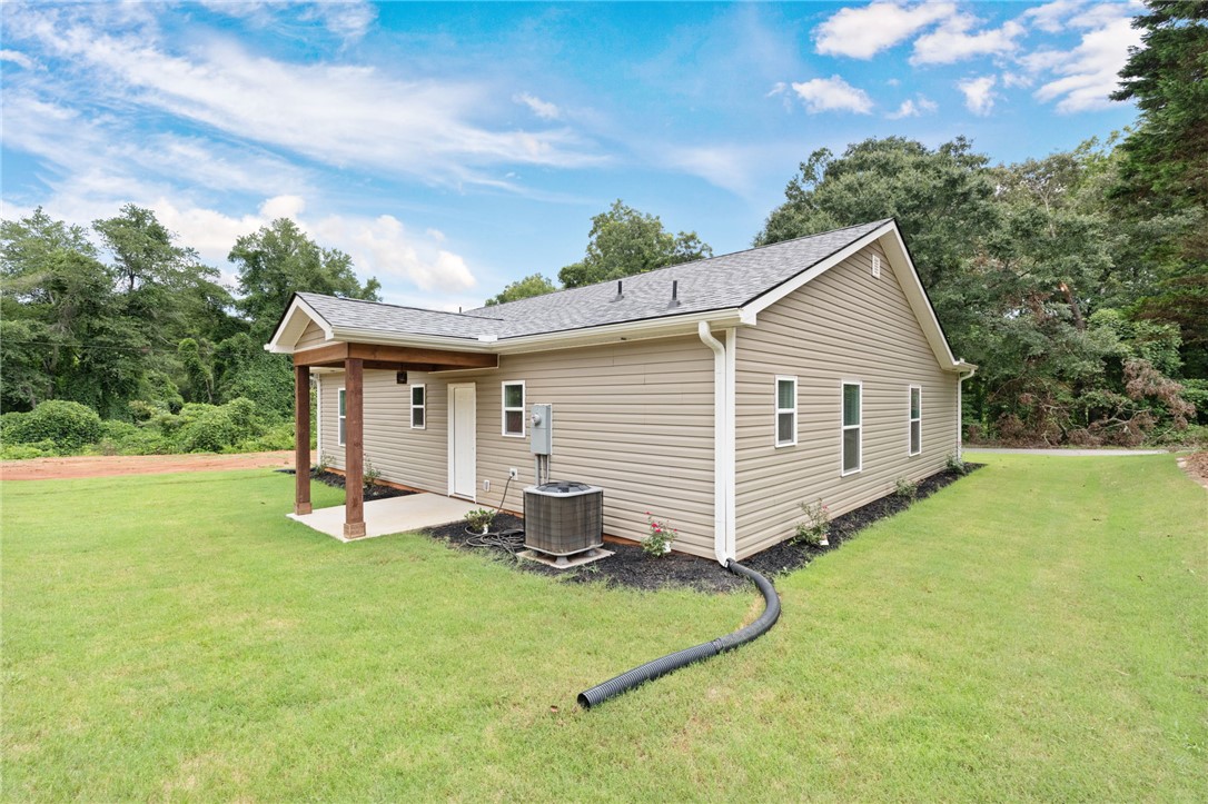 914 Smith Grove Road