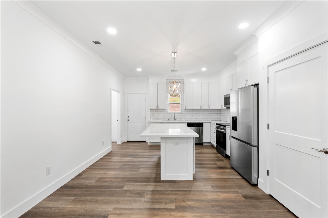 914 Smith Grove Road