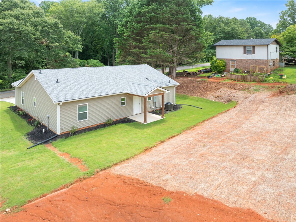 914 Smith Grove Road