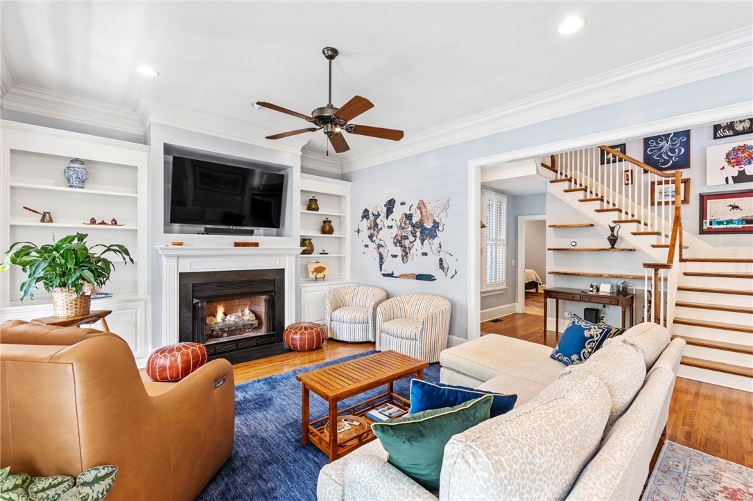 205 Village Walk Lane