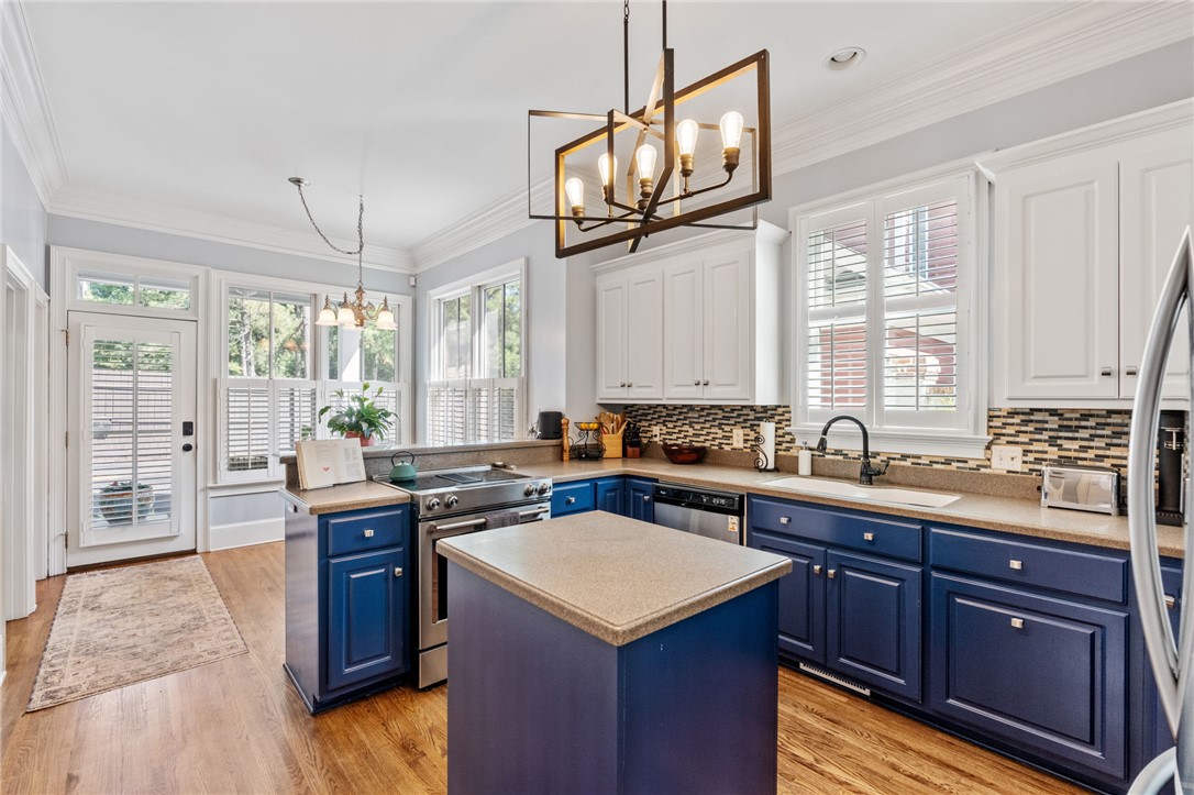 205 Village Walk Lane