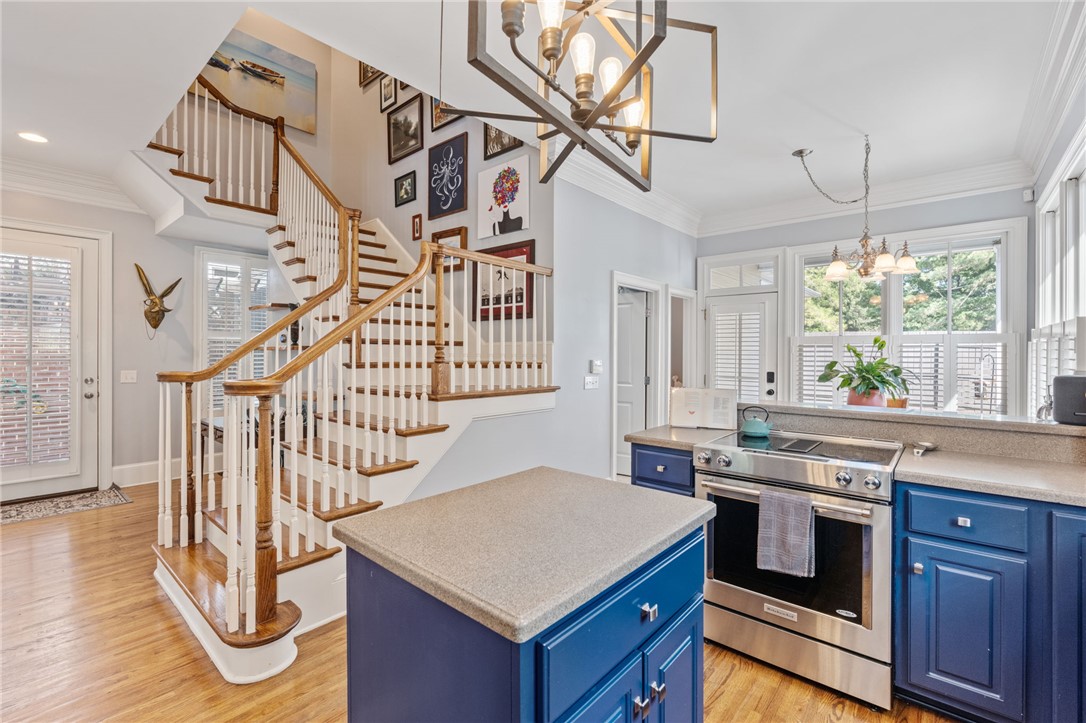 205 Village Walk Lane