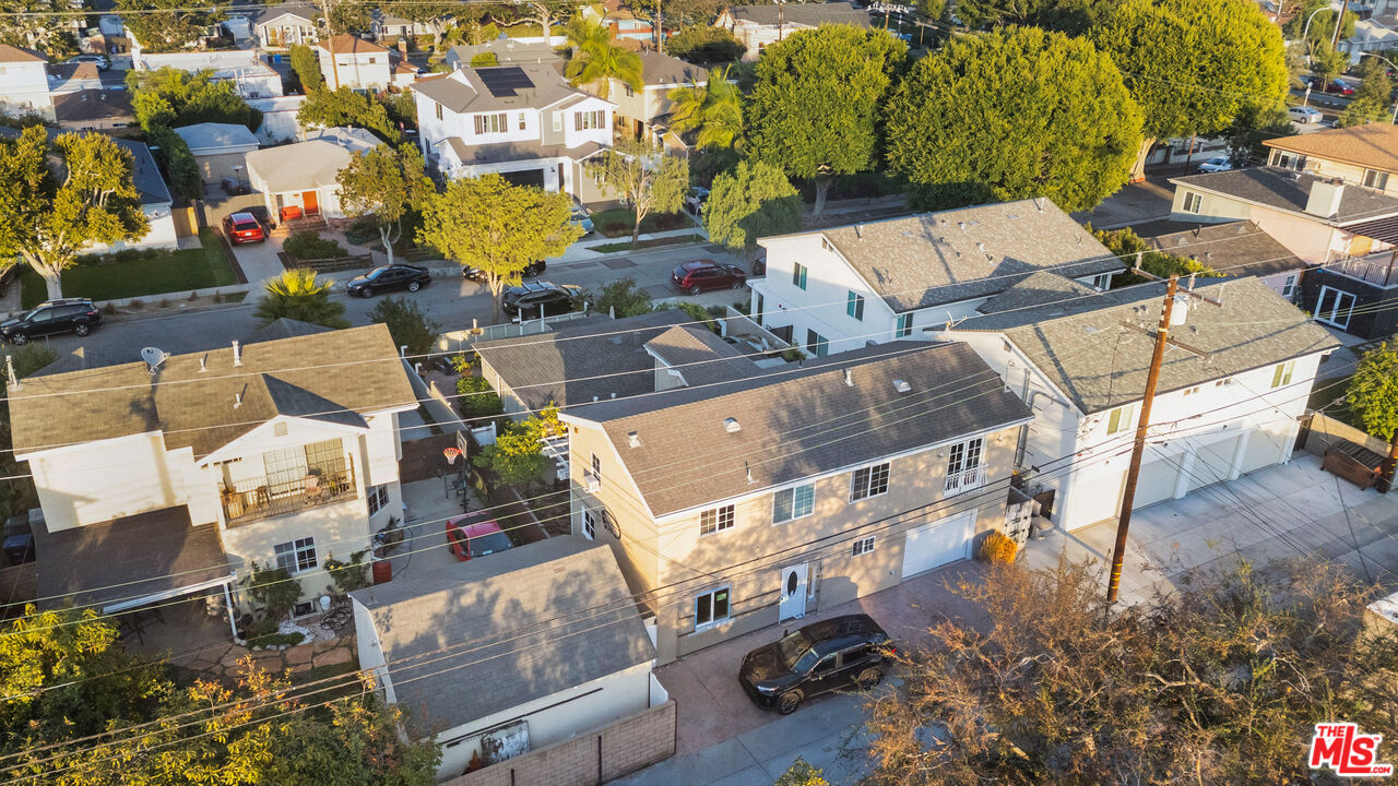 4181 Commonwealth Ave