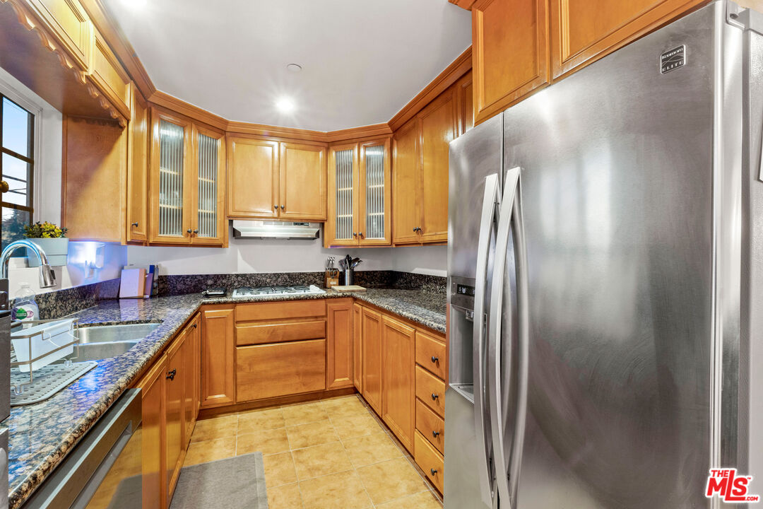 4181 Commonwealth Ave