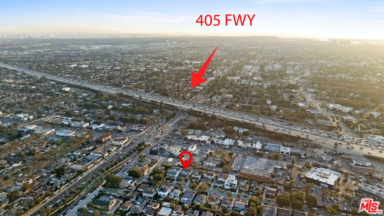 4181 Commonwealth Ave