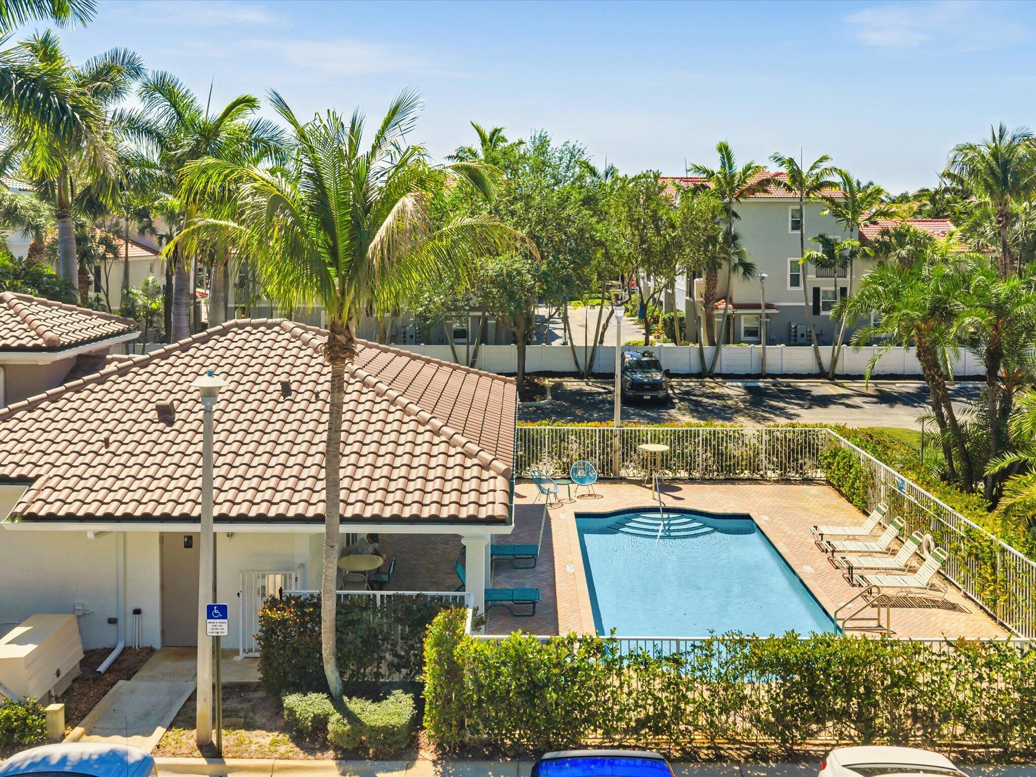 513 Bayfront Drive