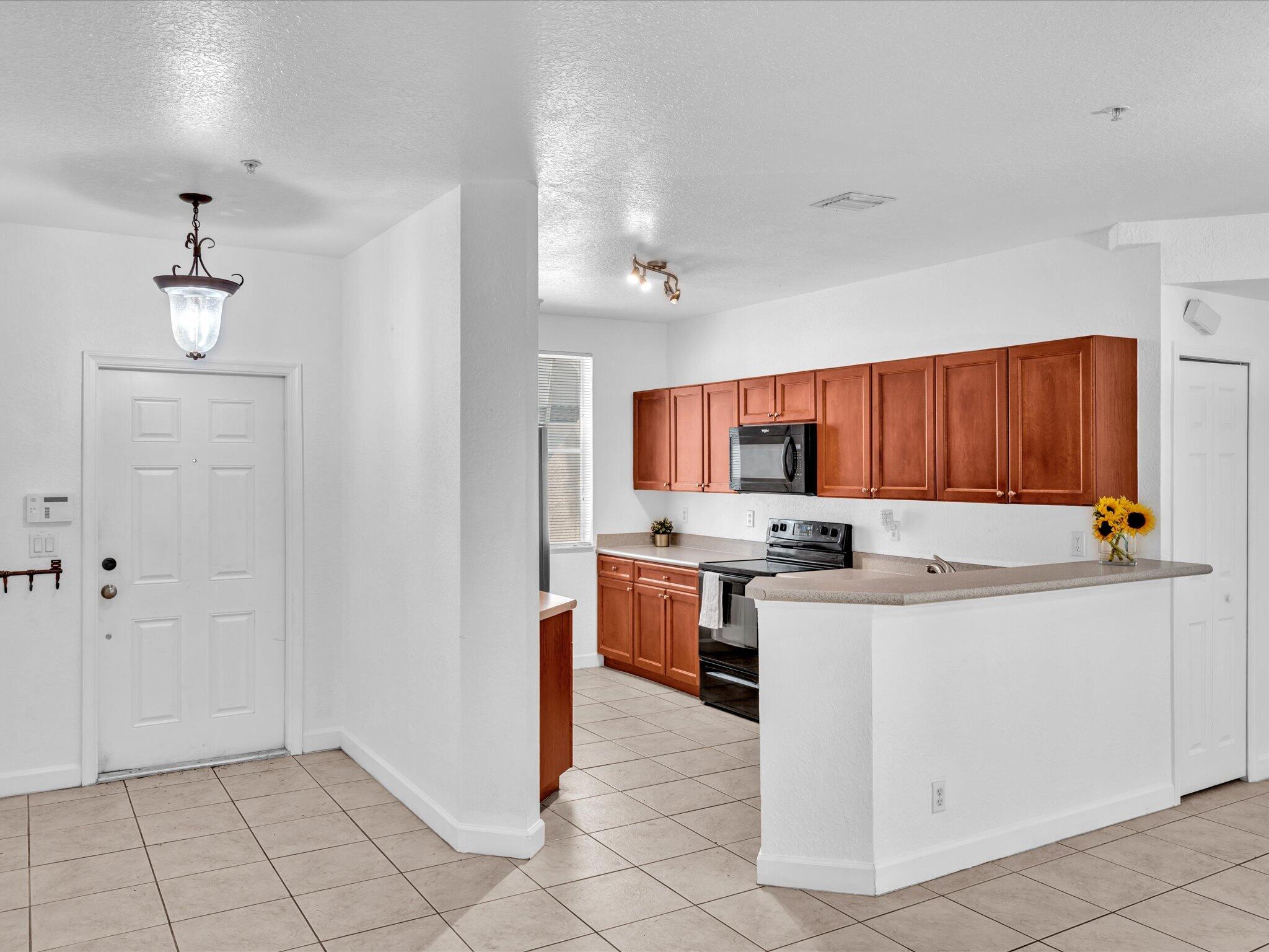 513 Bayfront Drive