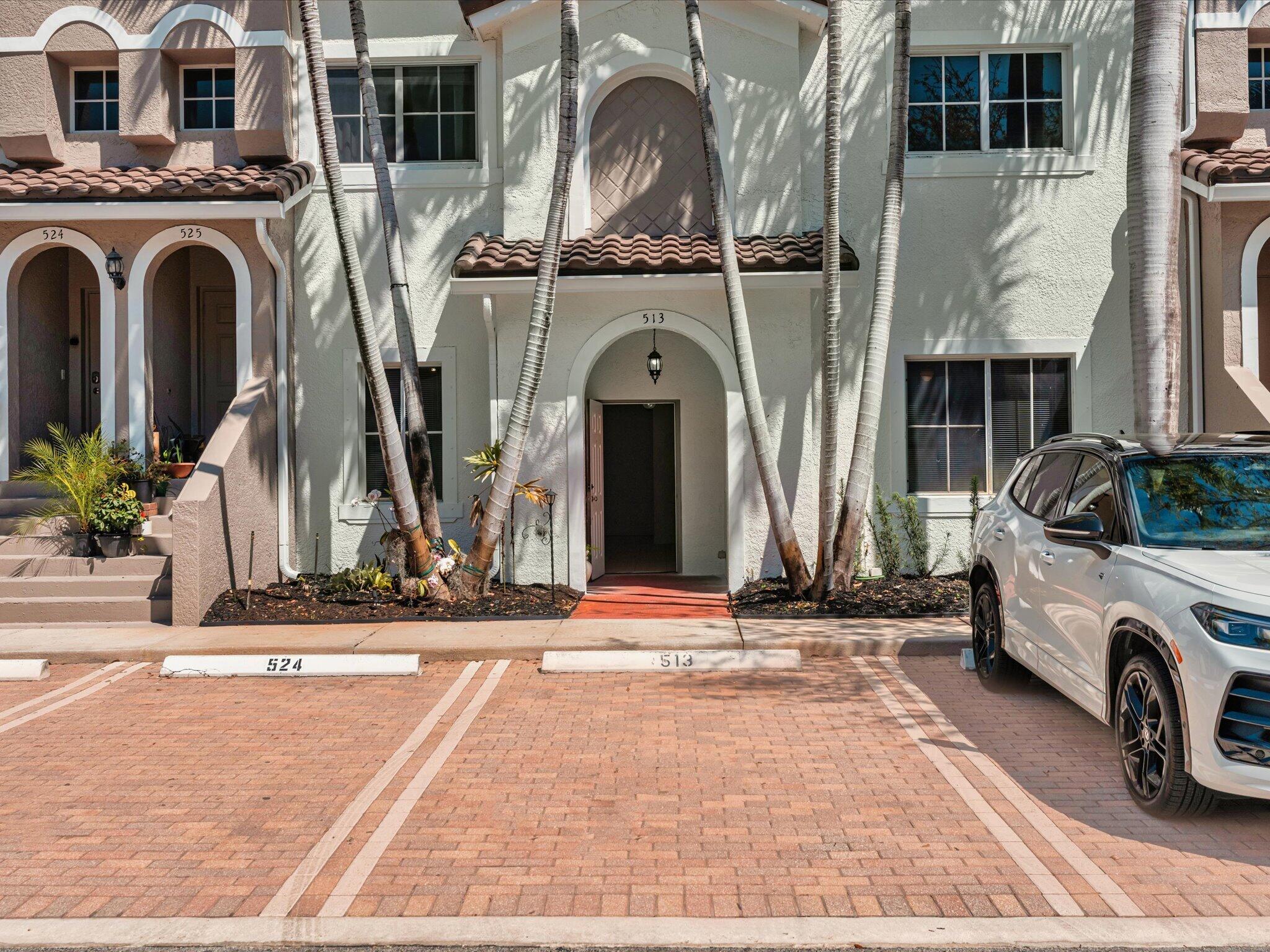513 Bayfront Drive