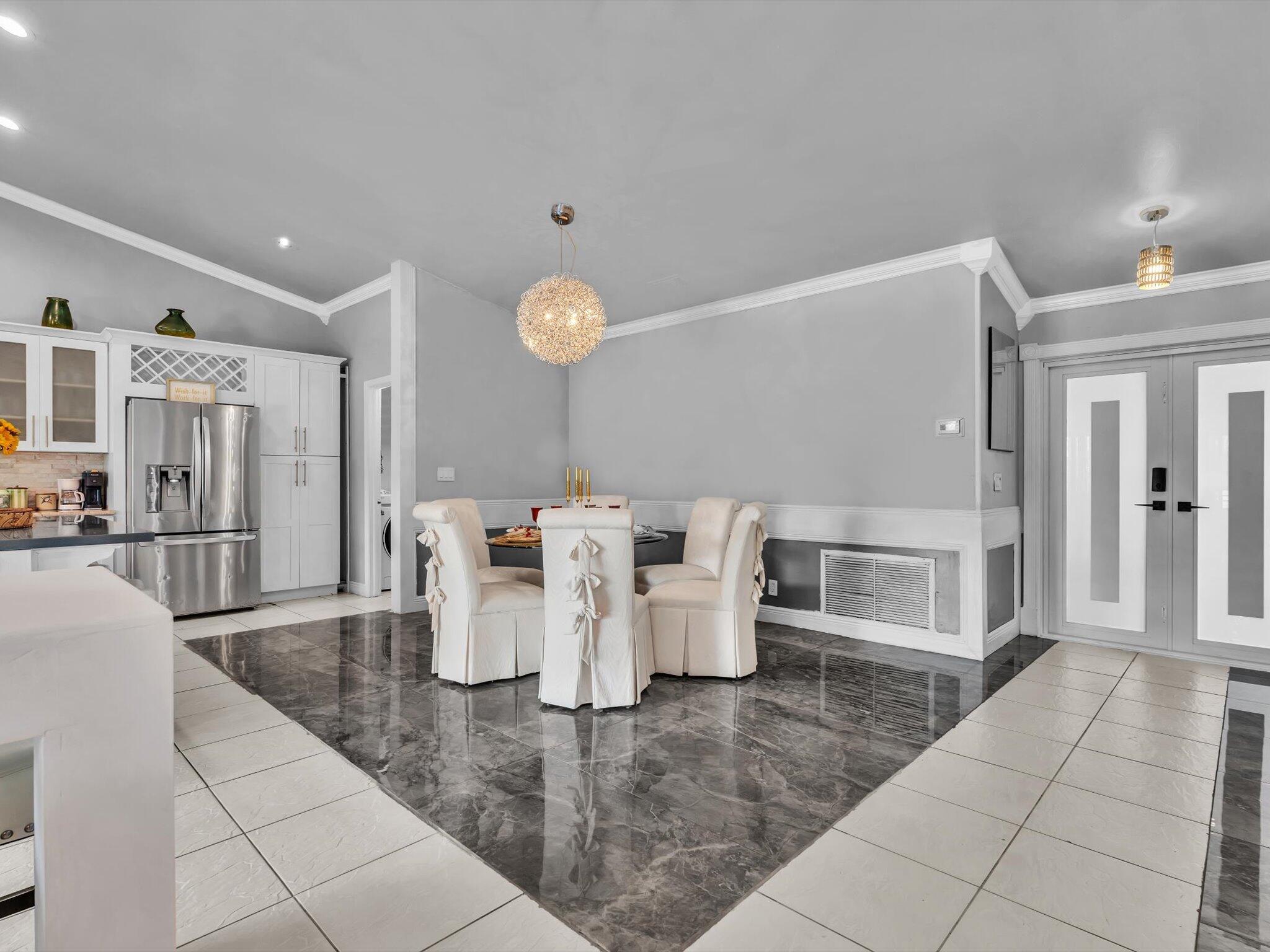 5165 NW 99th Way
