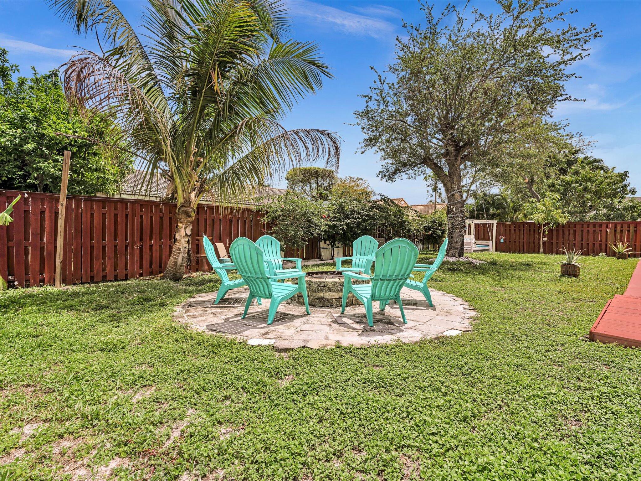 5165 NW 99th Way