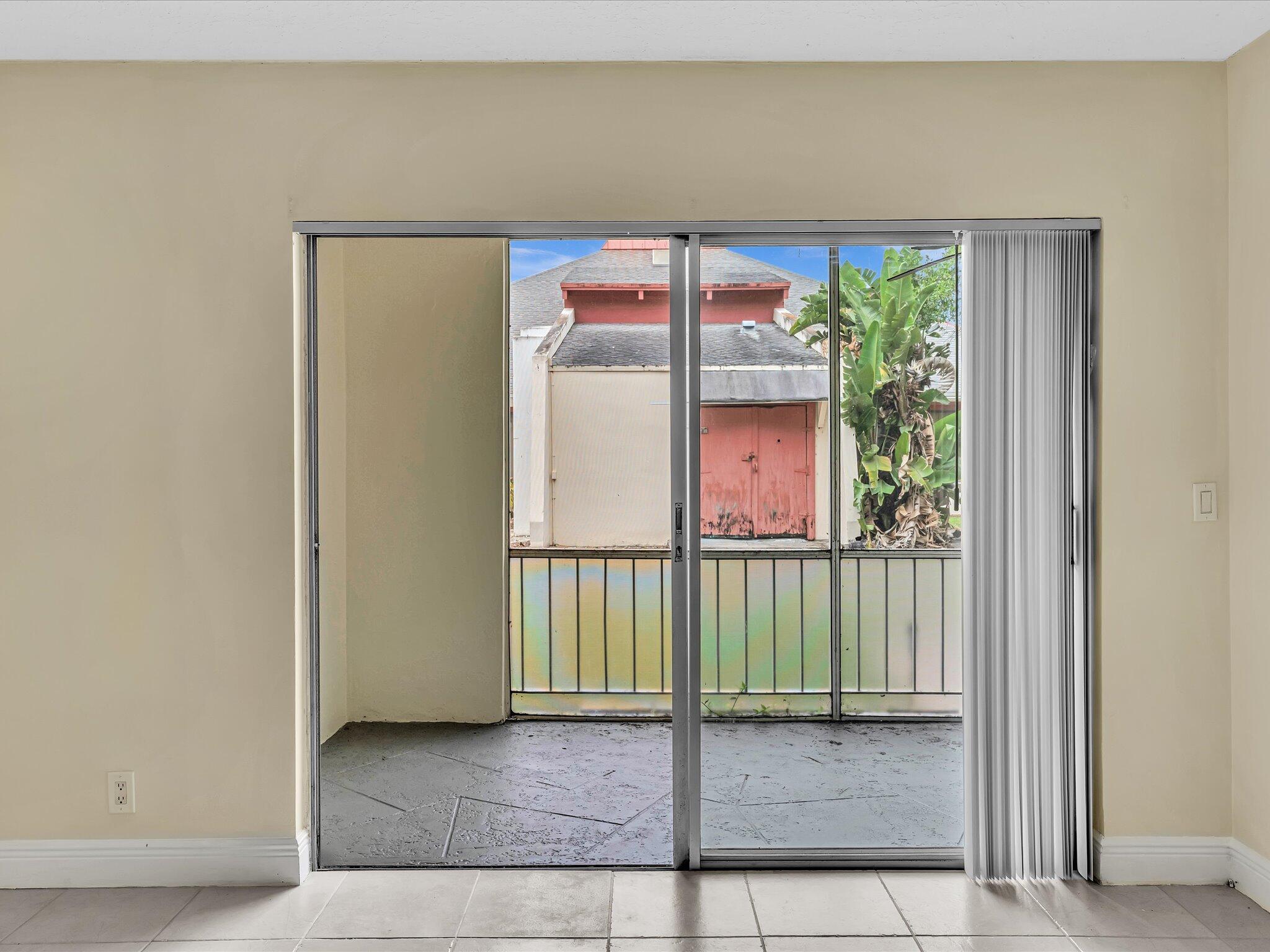 644 NW 13th Street 0160