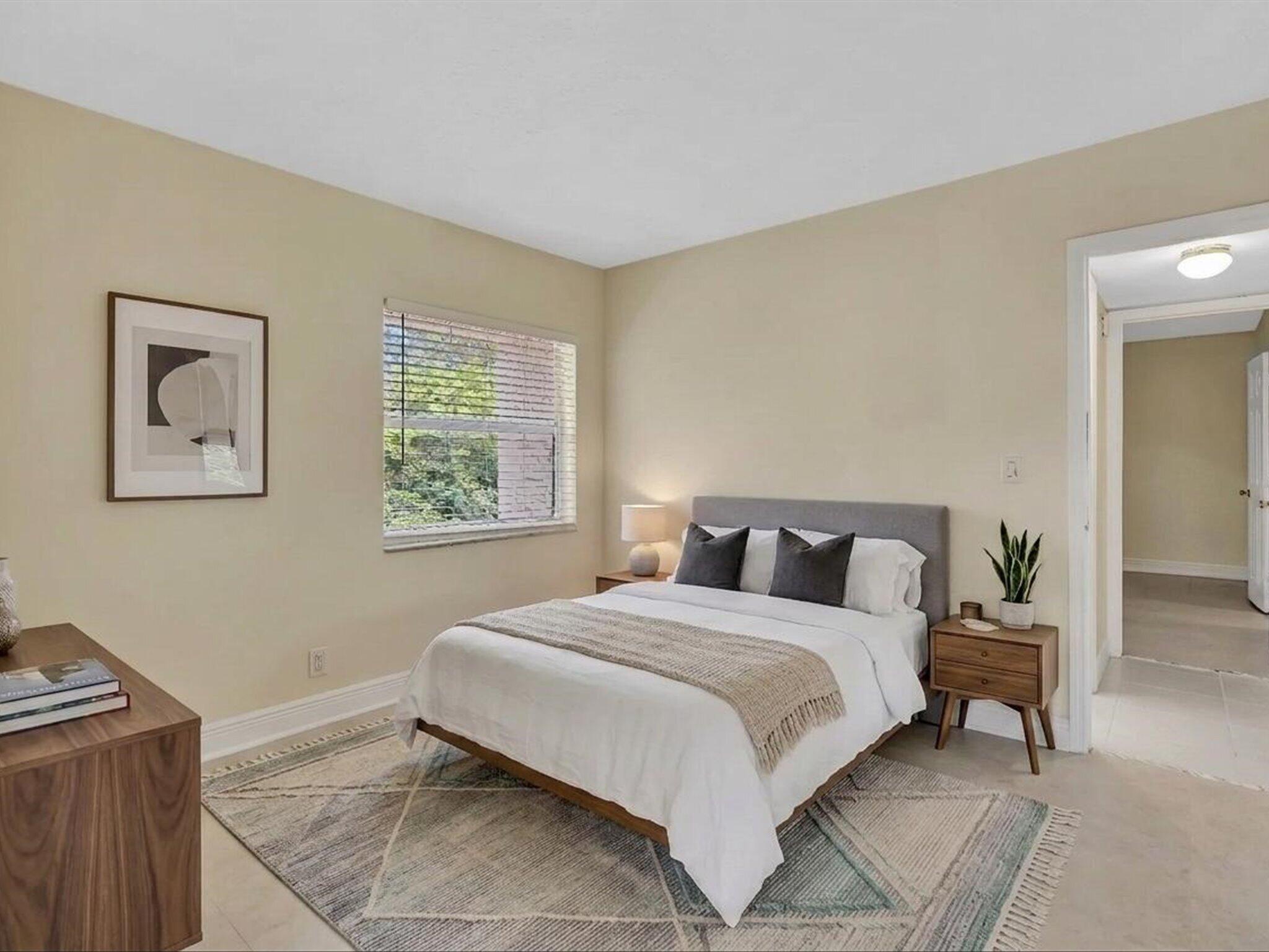 644 NW 13th Street 0160