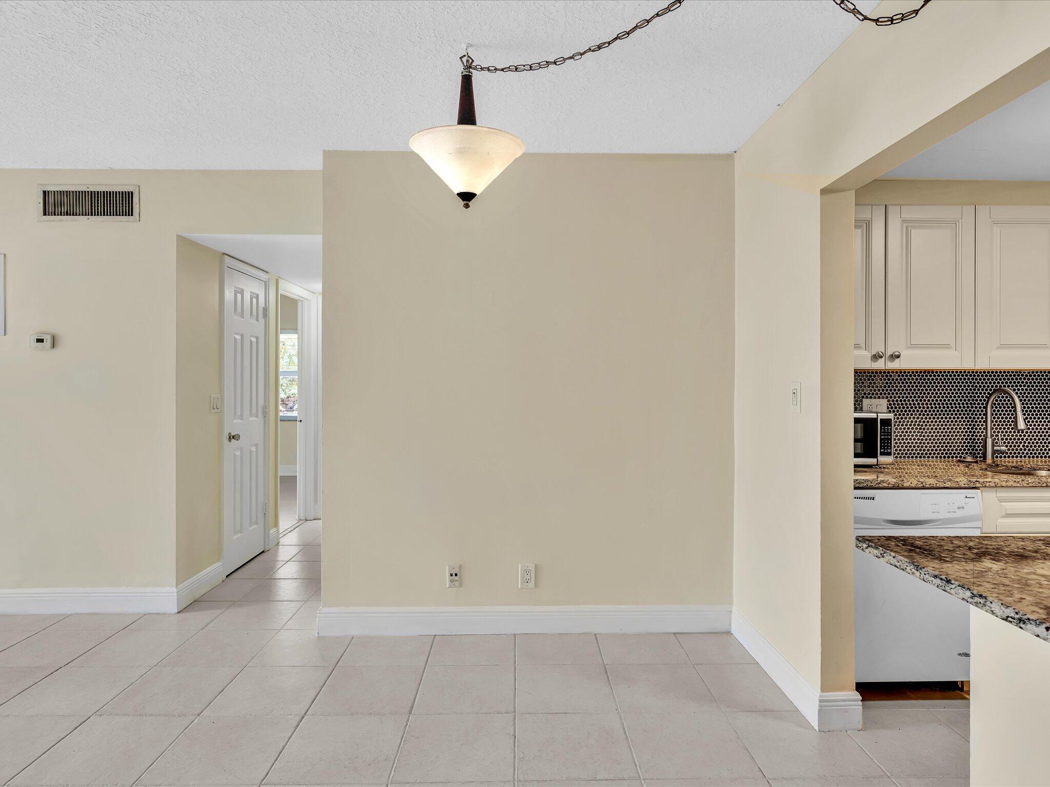 644 NW 13th Street 0160