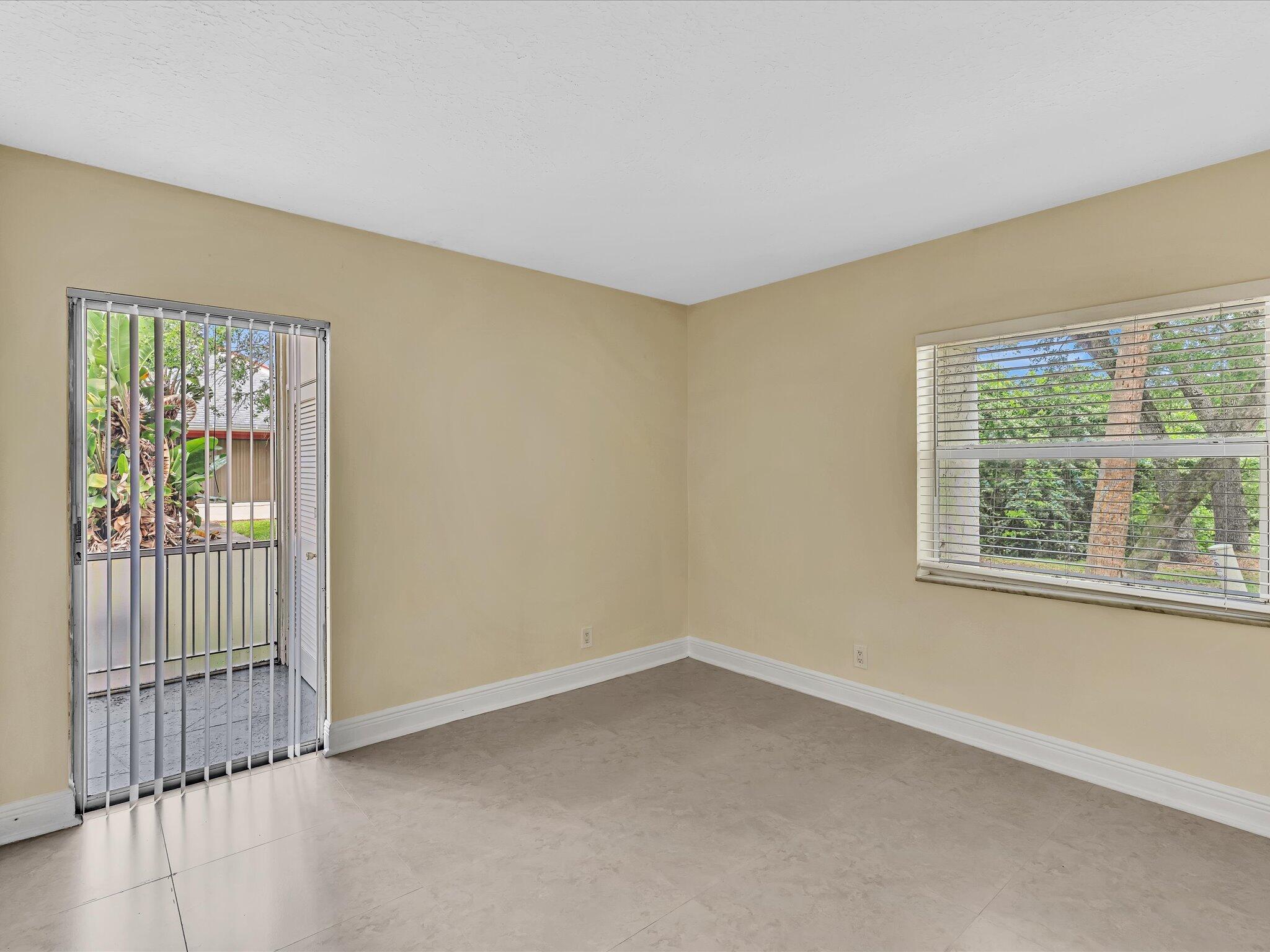 644 NW 13th Street 0160
