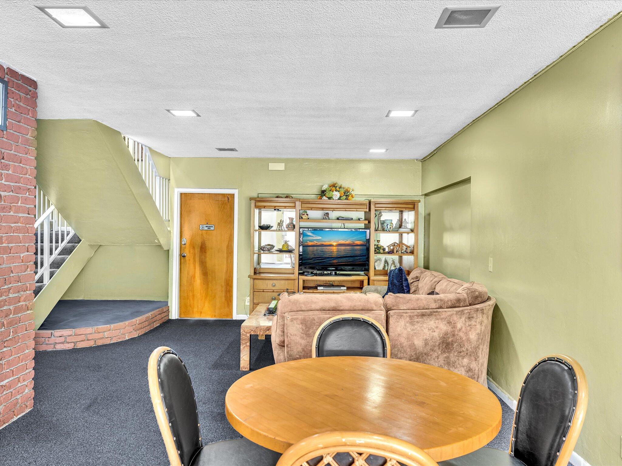 644 NW 13th Street 0160