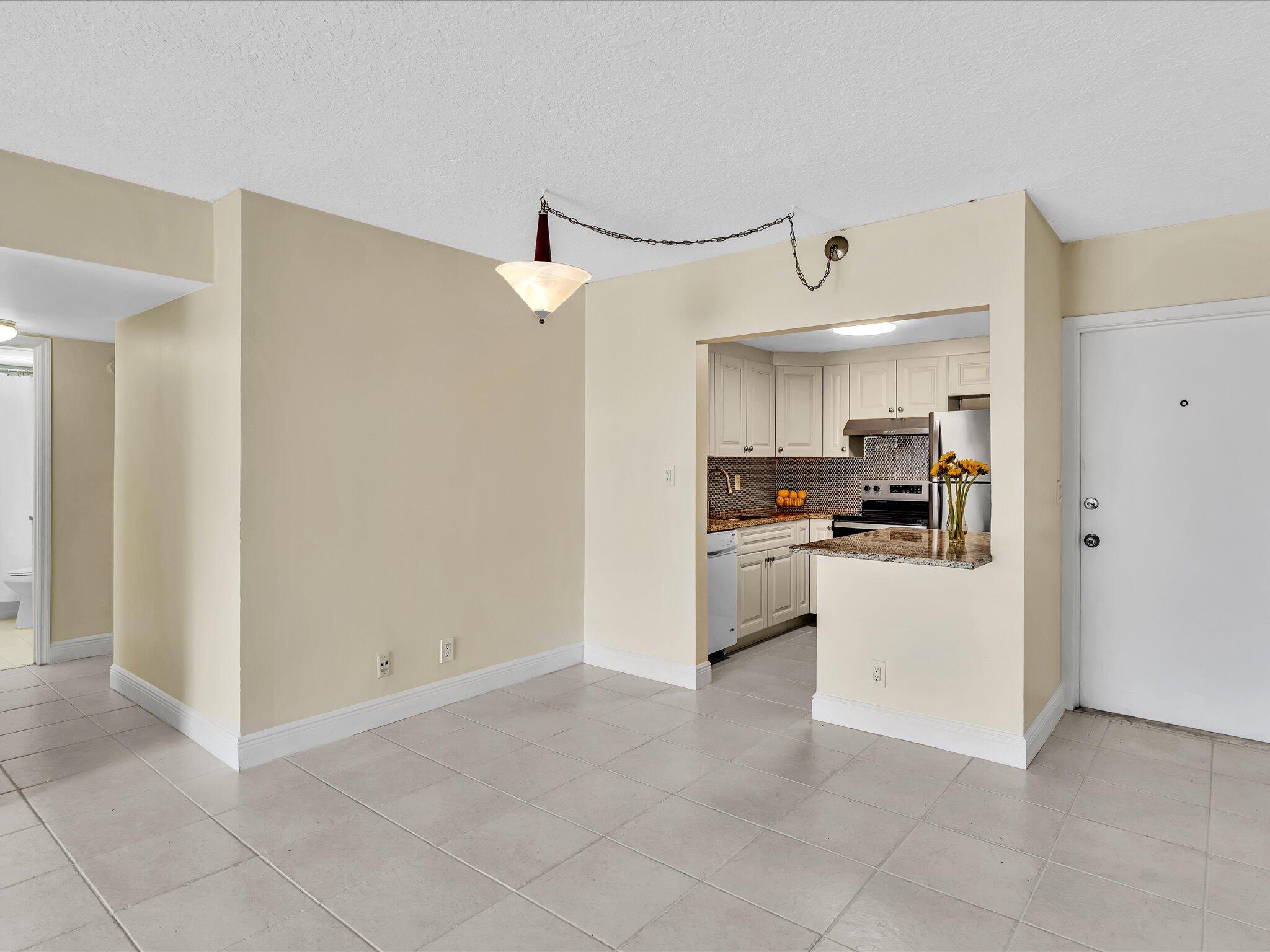 644 NW 13th Street 0160