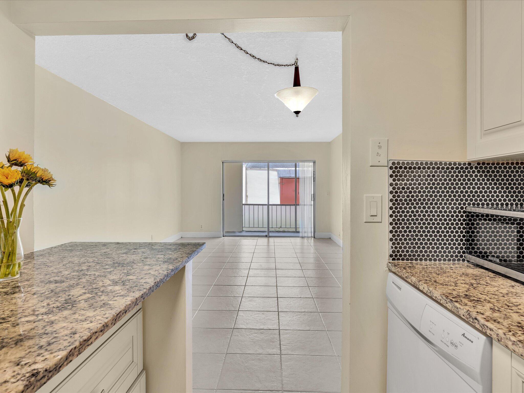 644 NW 13th Street 0160