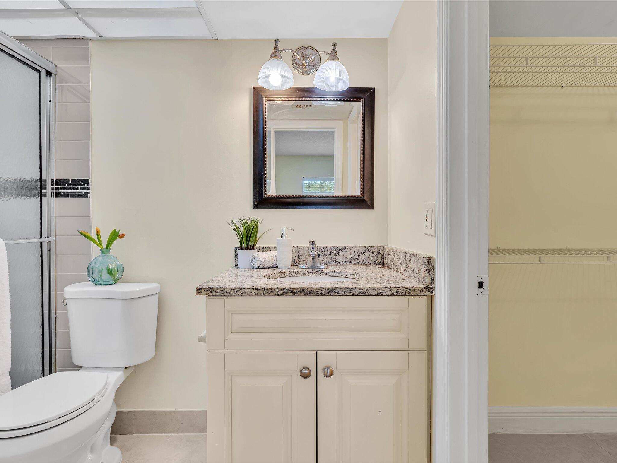 644 NW 13th Street 0160