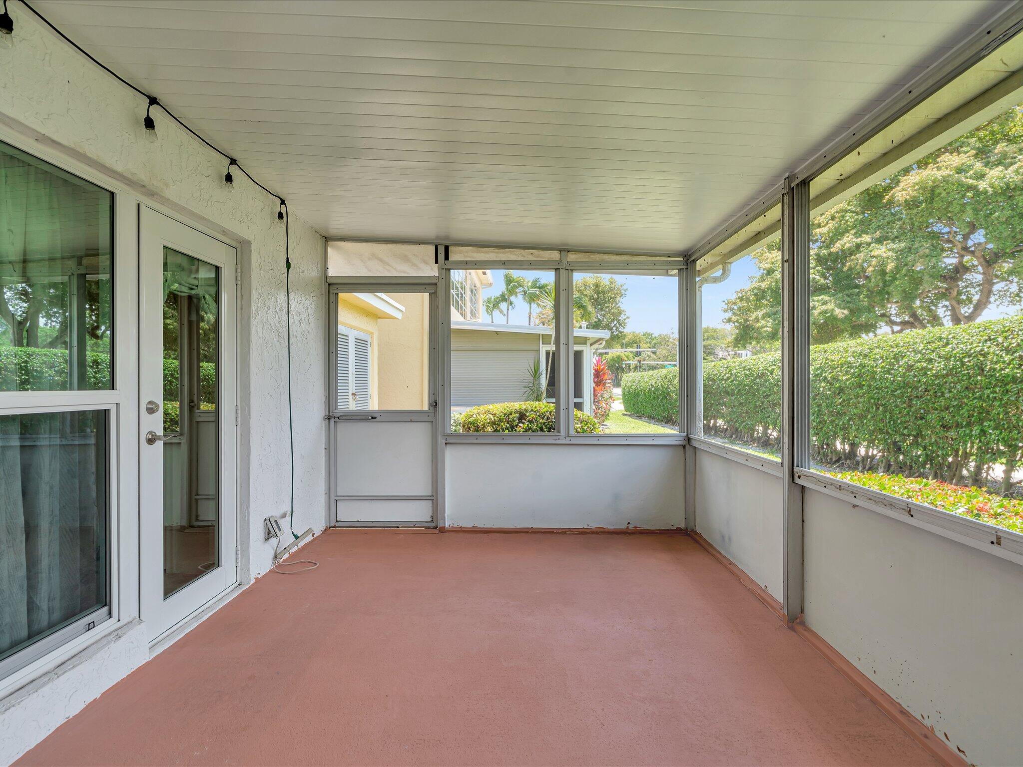 1151 Calamondin Terrace