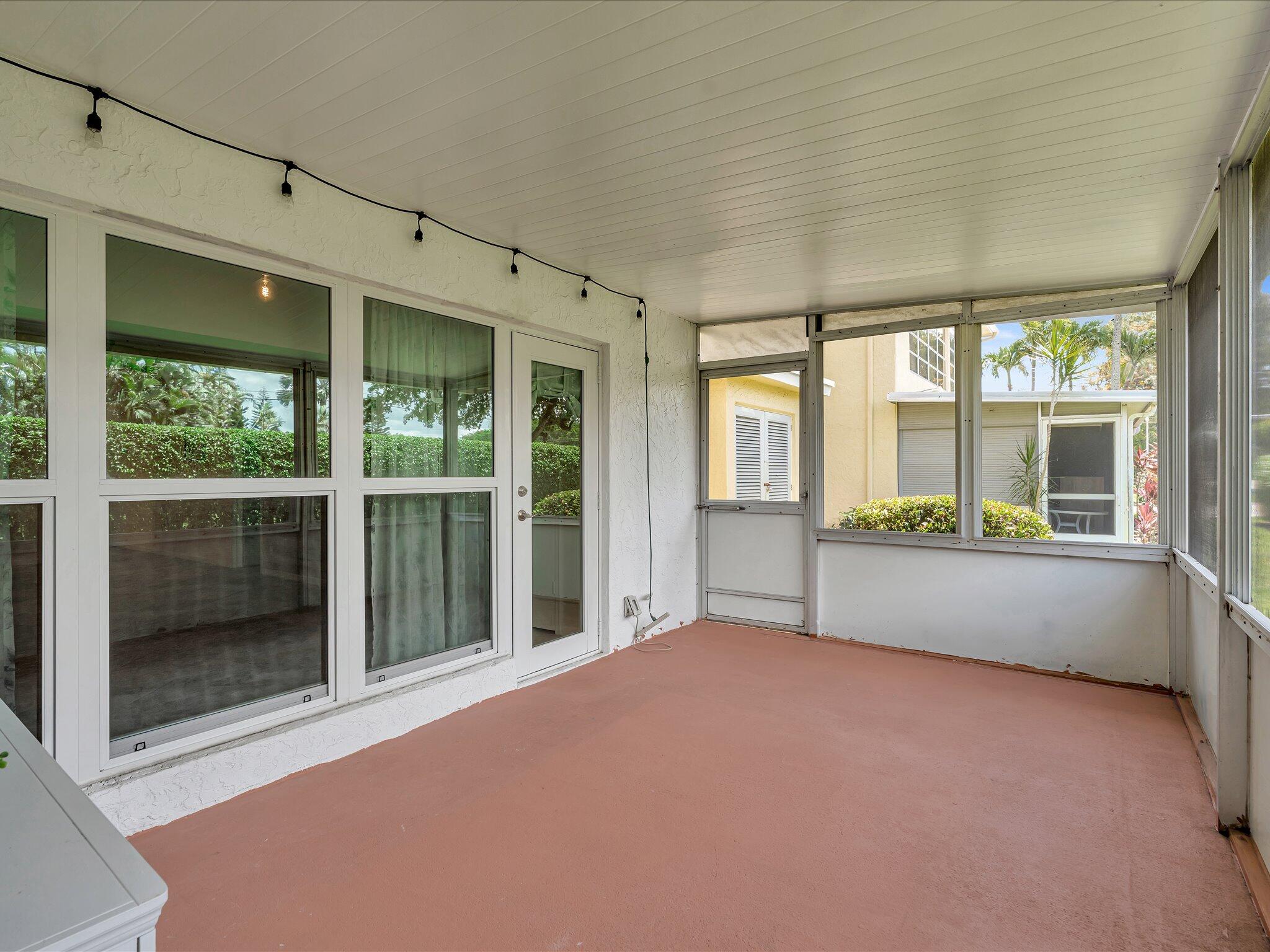1151 Calamondin Terrace