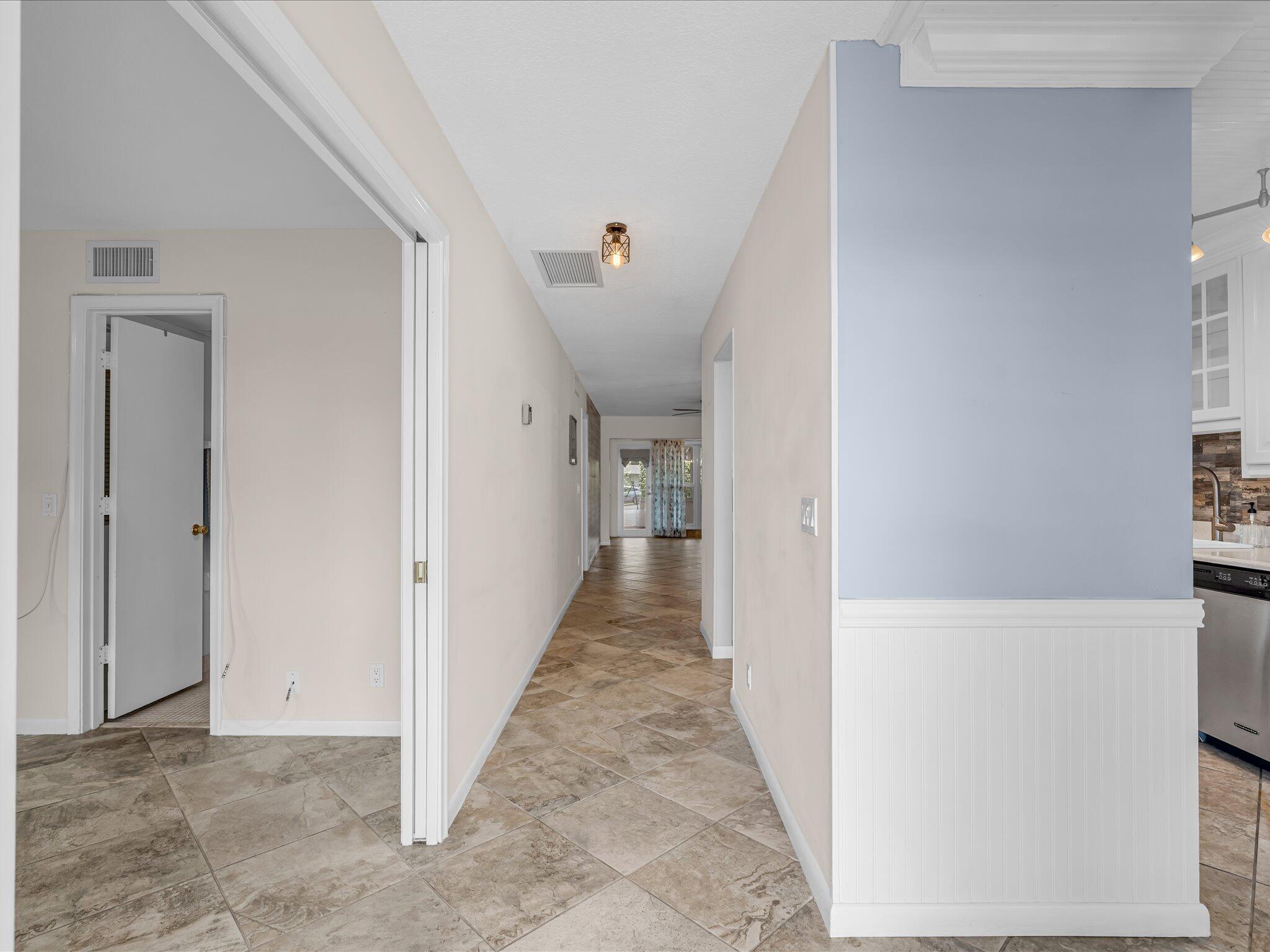 1151 Calamondin Terrace