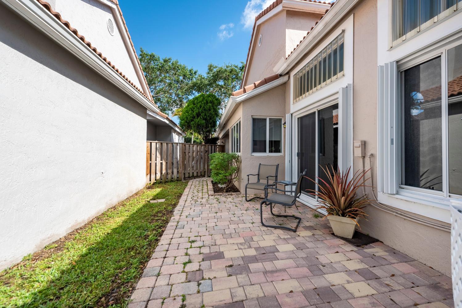 10124 NW 3rd Court