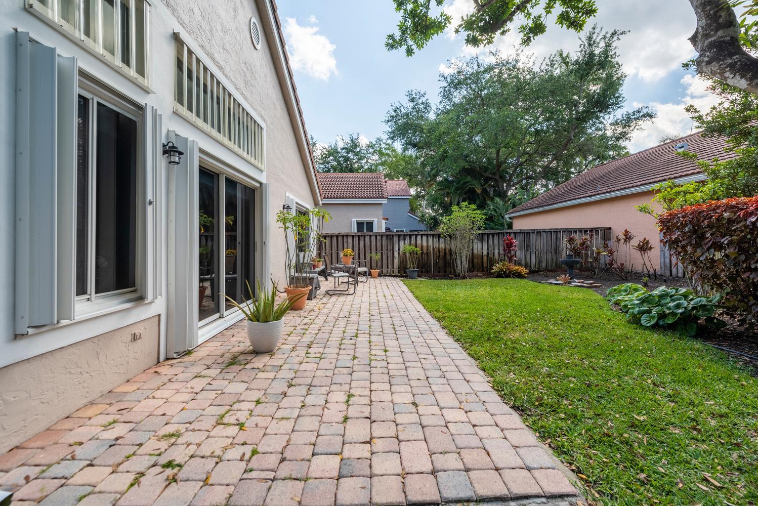 10124 NW 3rd Court