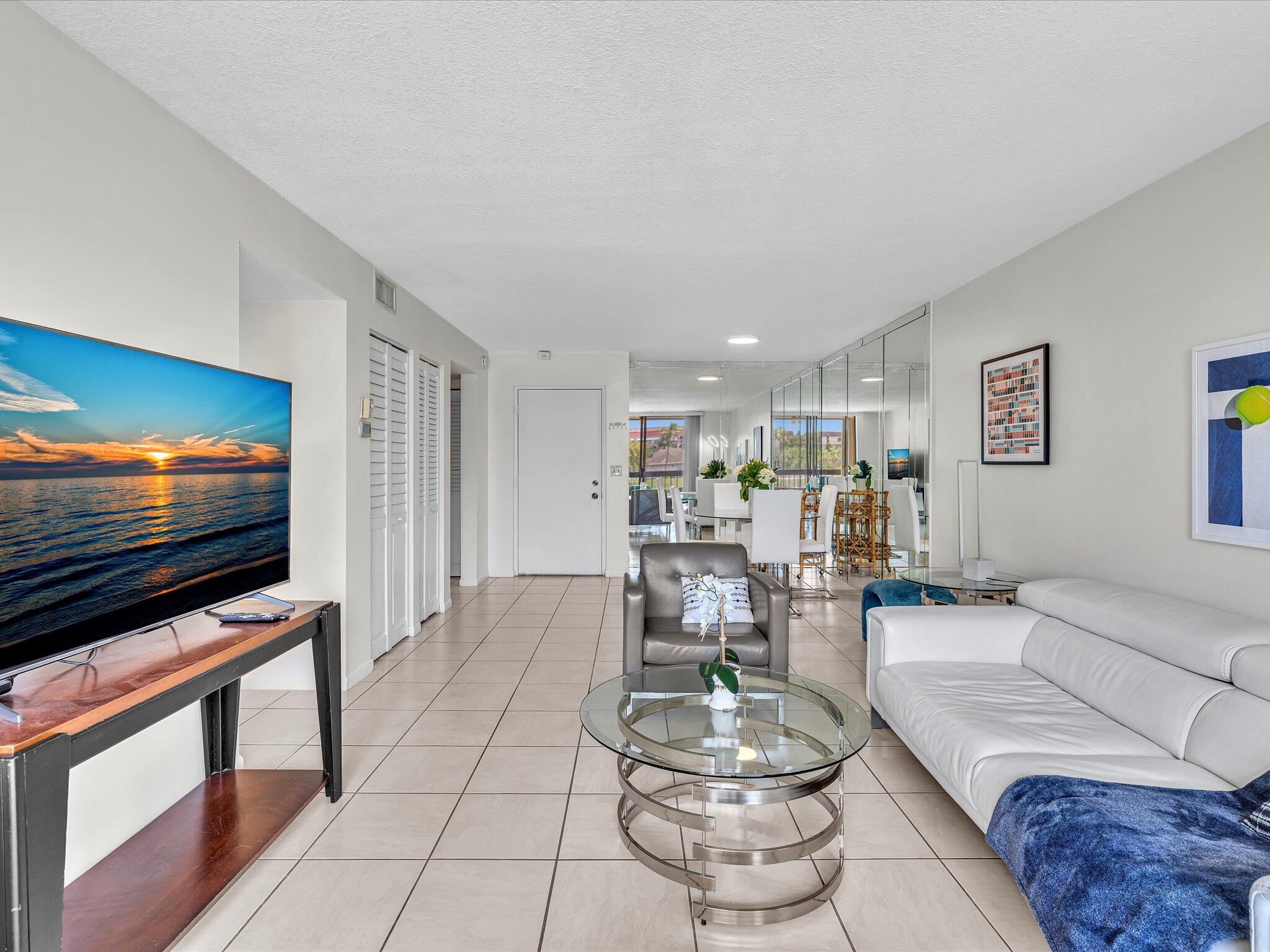 750 Egret Circle 6206