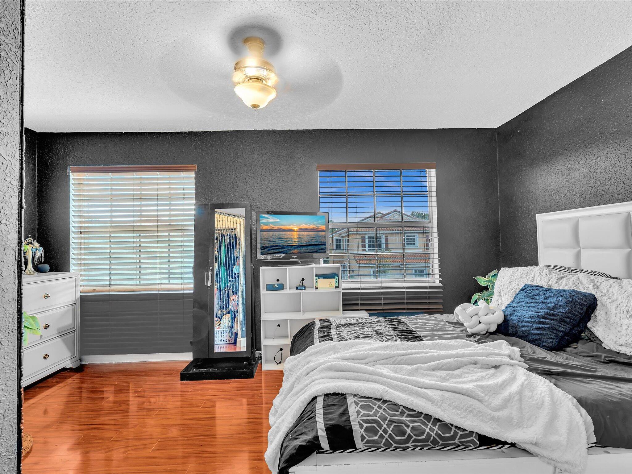 10909 NW 46th Drive