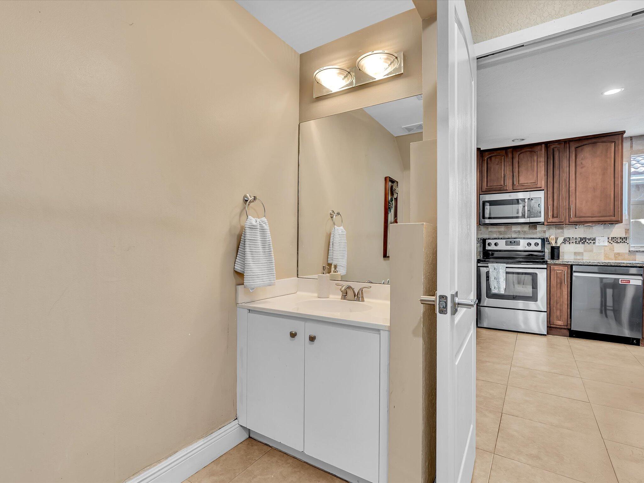 10909 NW 46th Drive