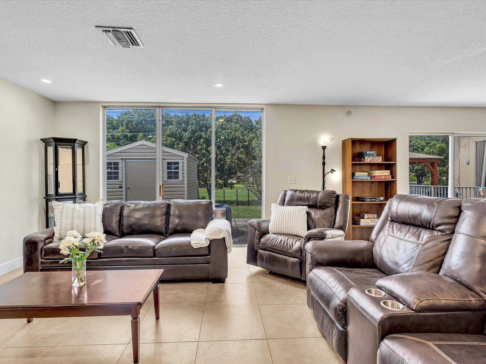10909 NW 46th Drive