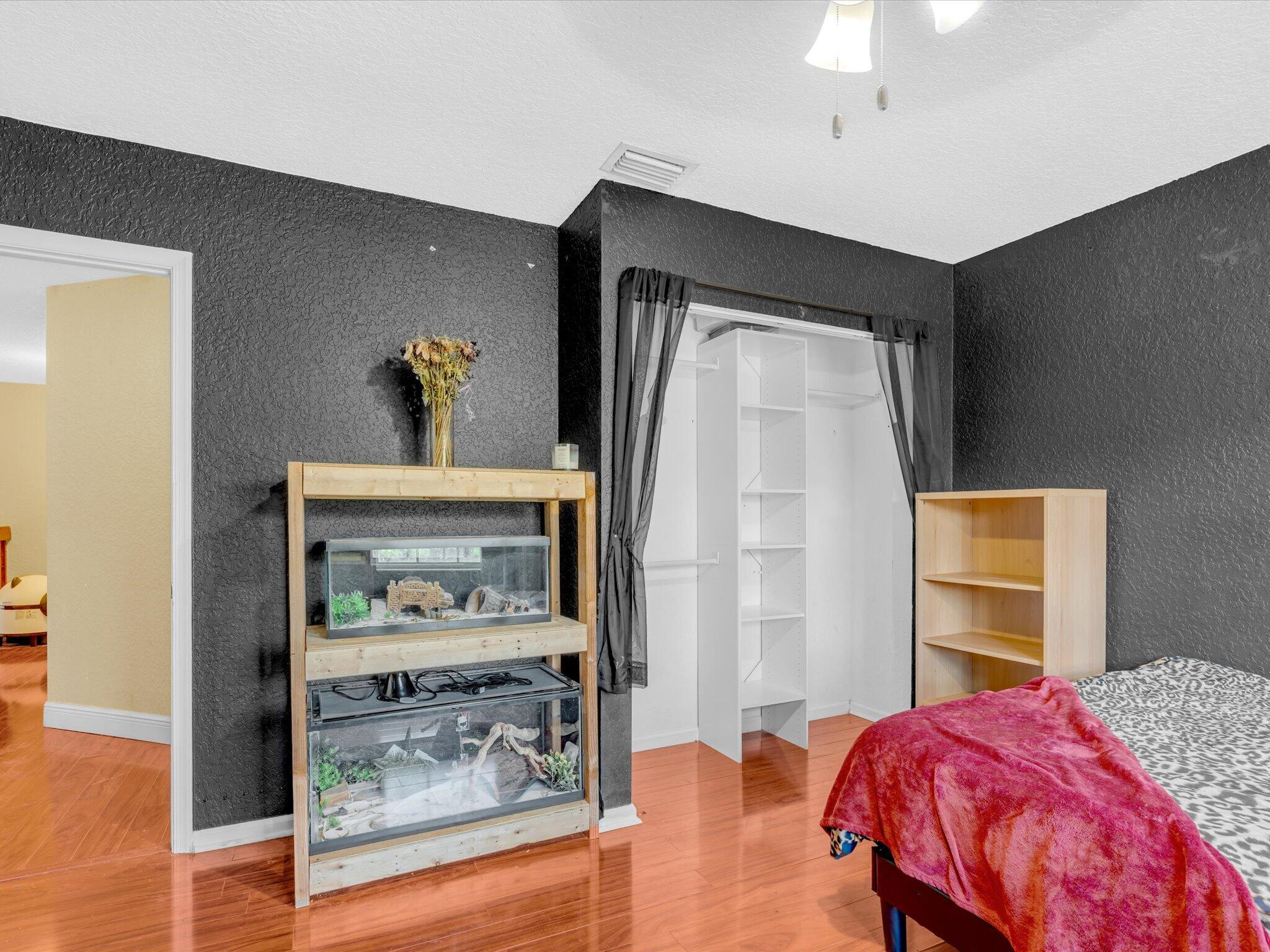 10909 NW 46th Drive