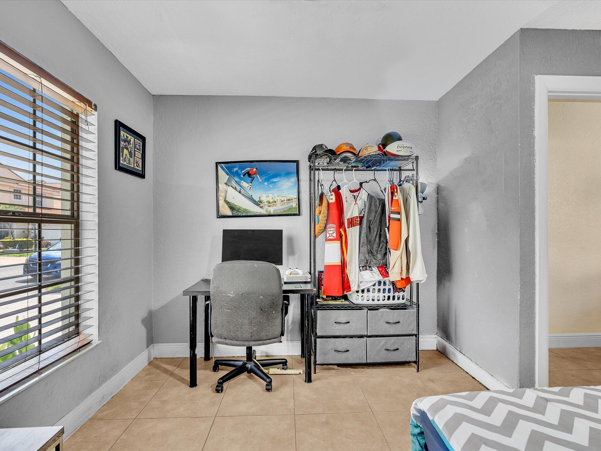 10909 NW 46th Drive