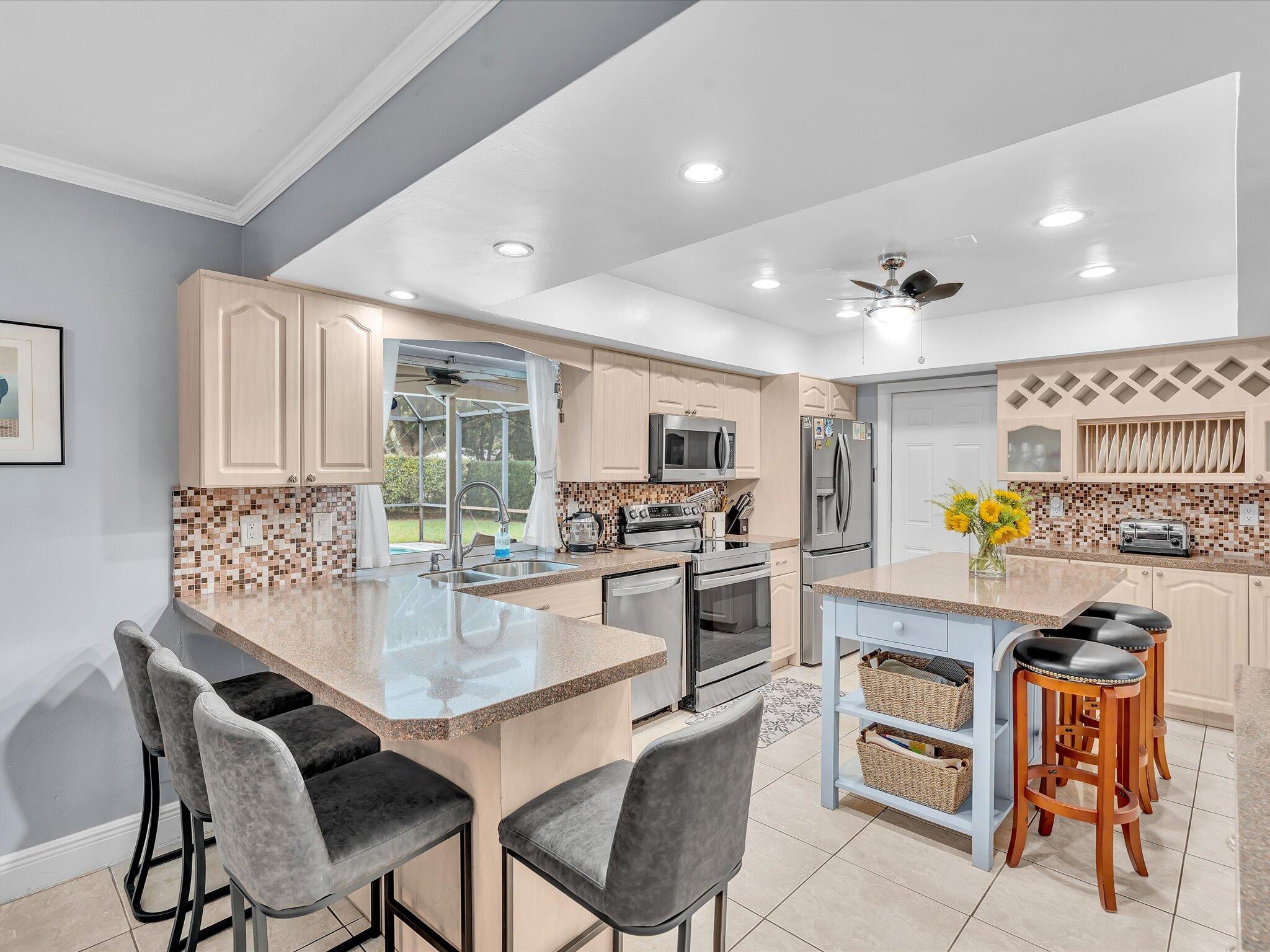 7381 SW 9th Street