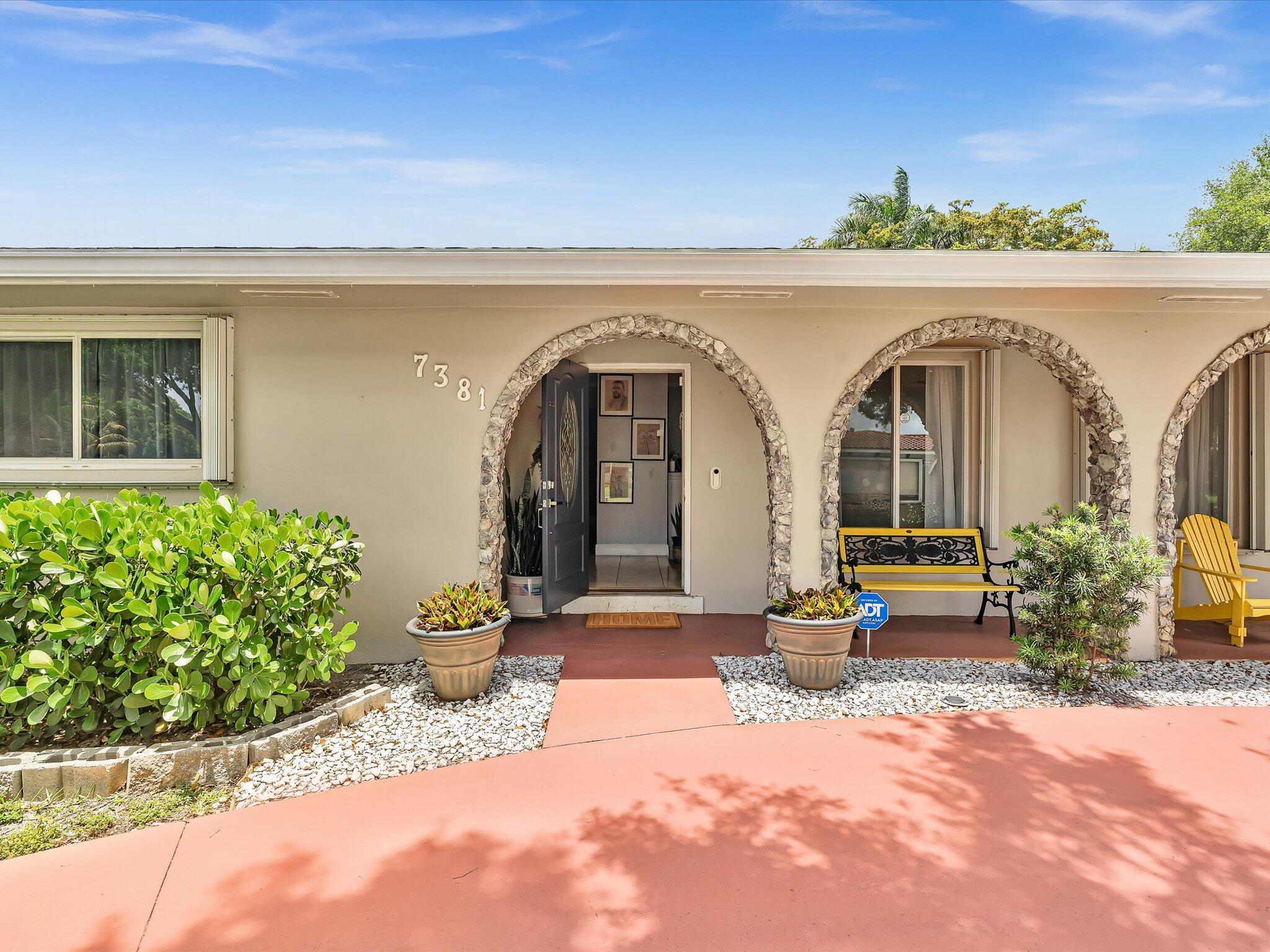 7381 SW 9th Street