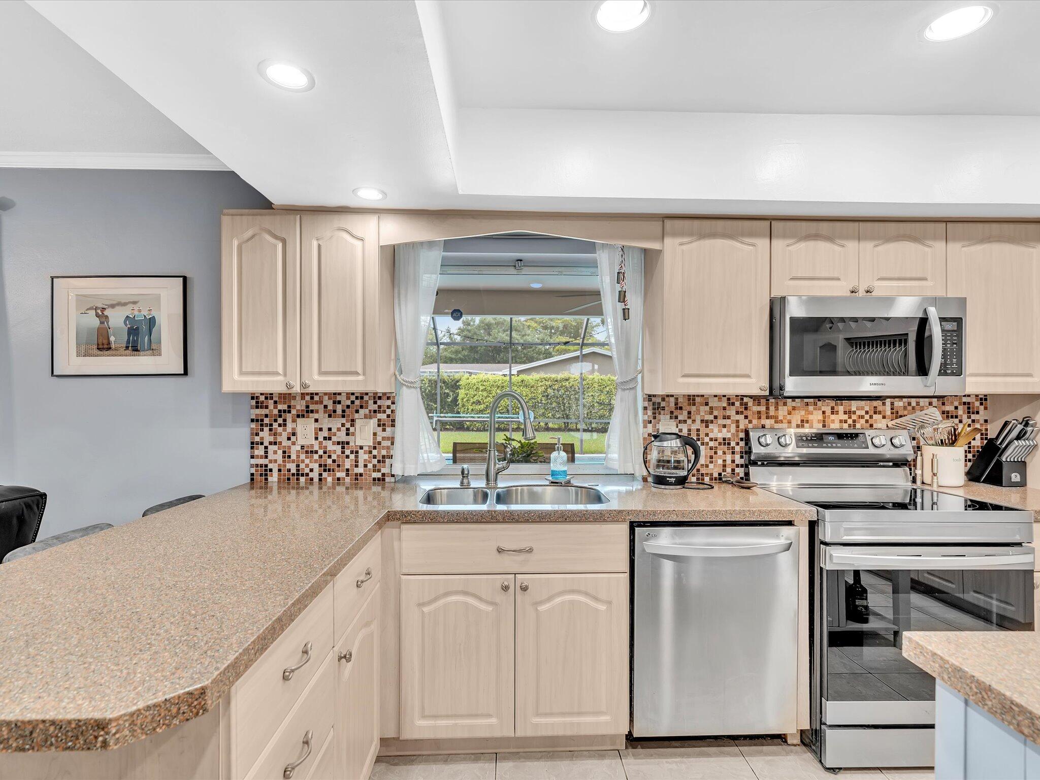 7381 SW 9th Street