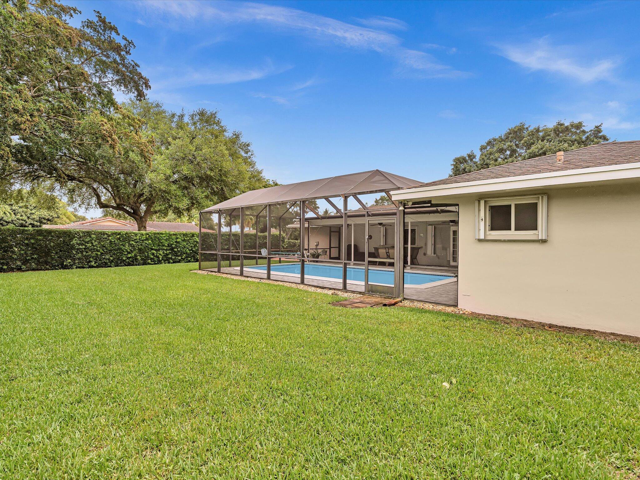7381 SW 9th Street