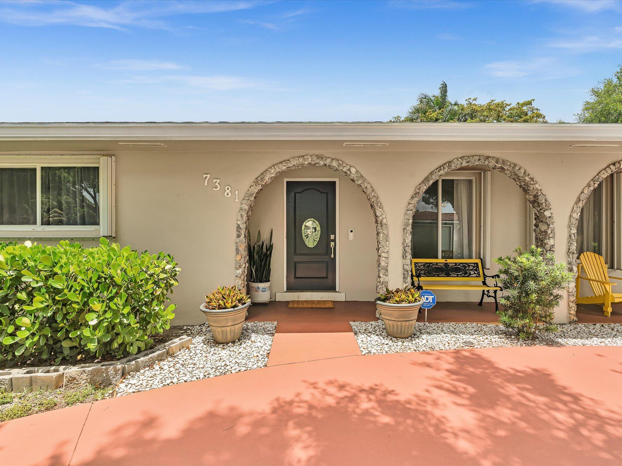 7381 SW 9th Street