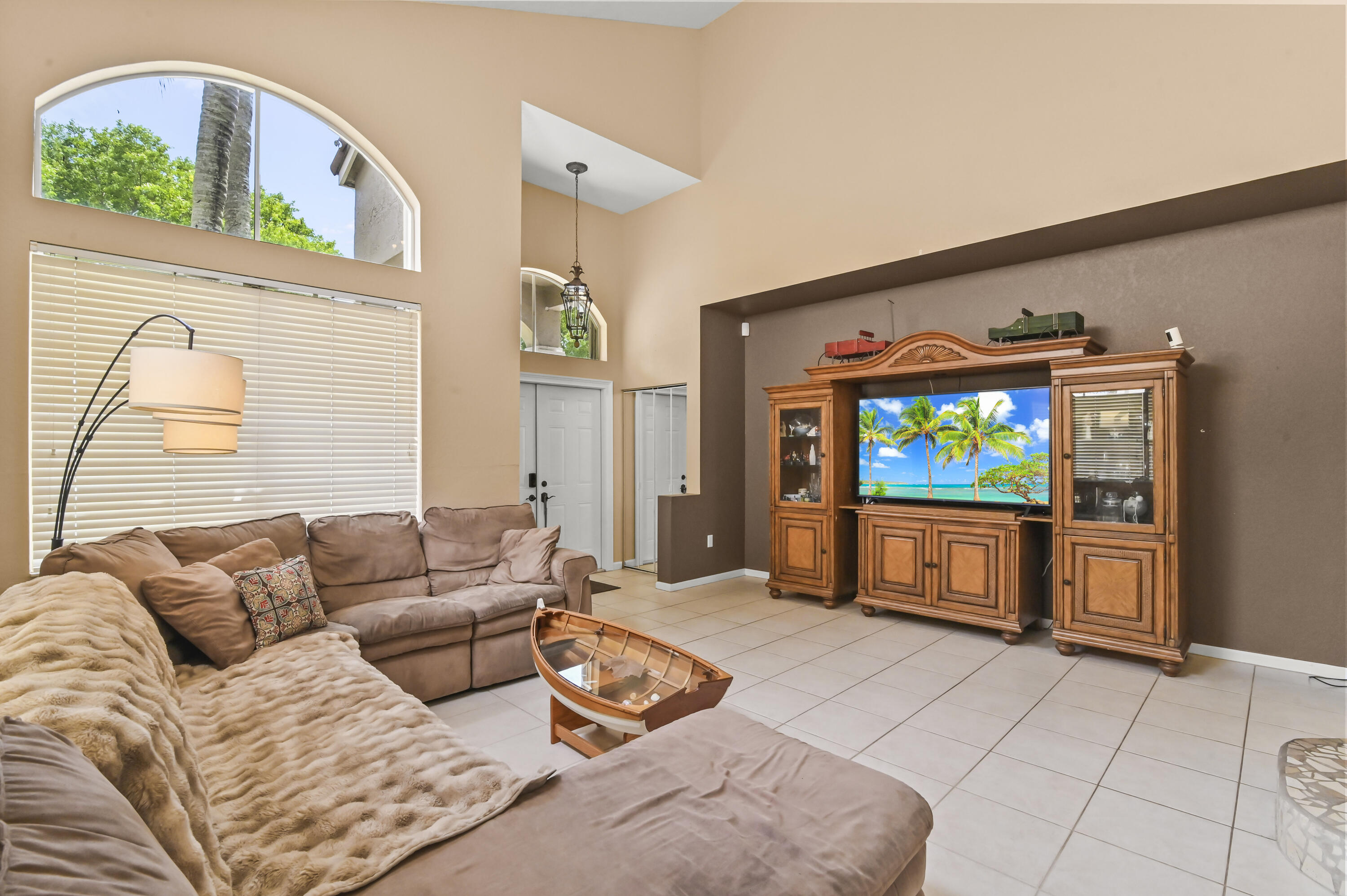 7877 Springvale Drive