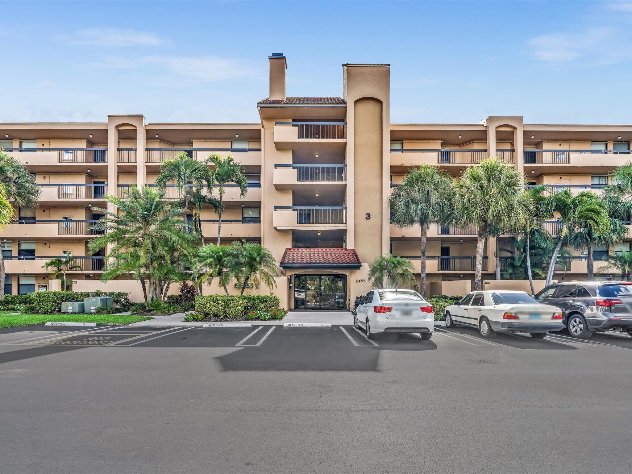 2455 Lindell Boulevard 3401