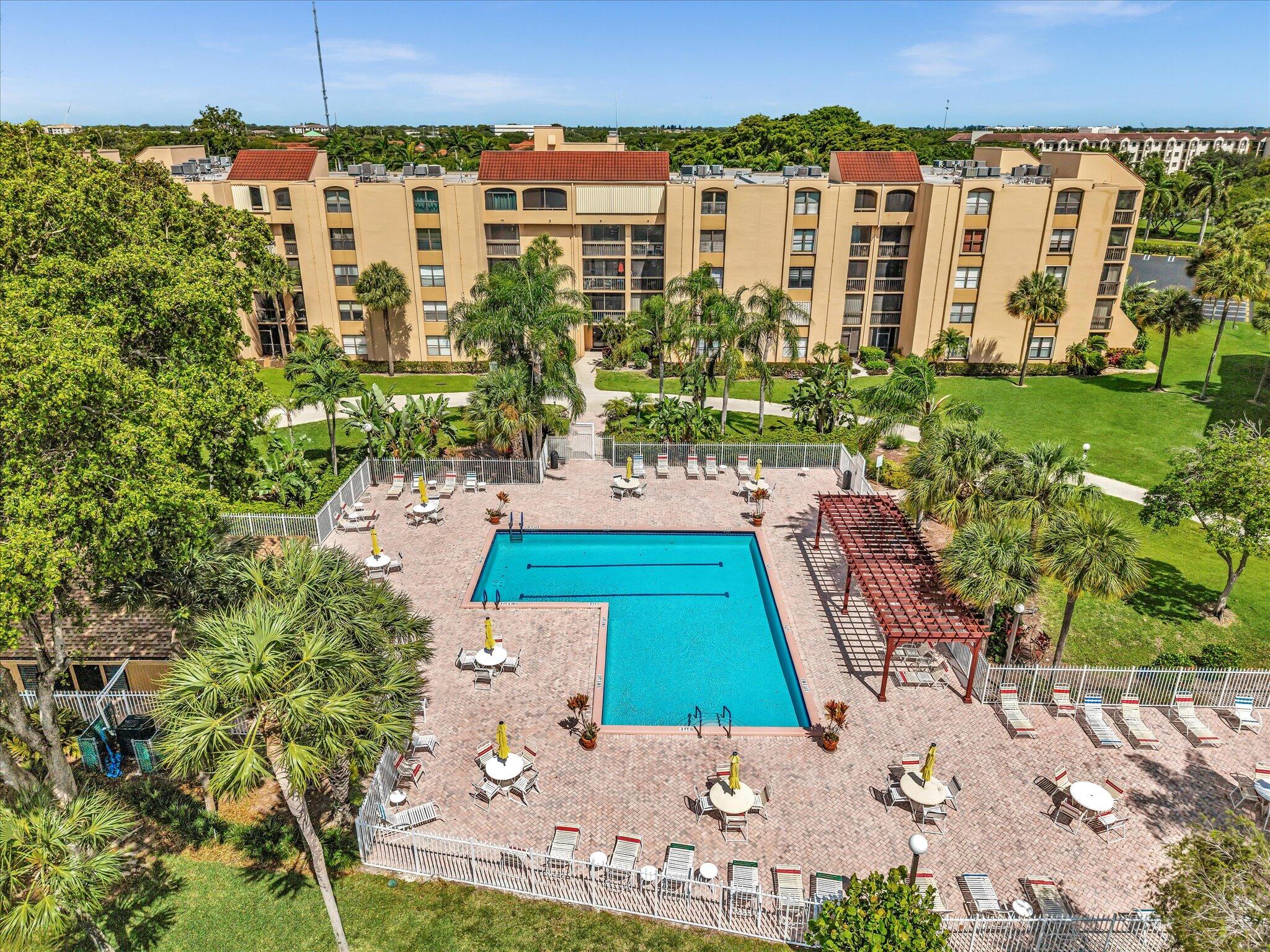 2455 Lindell Boulevard 3401